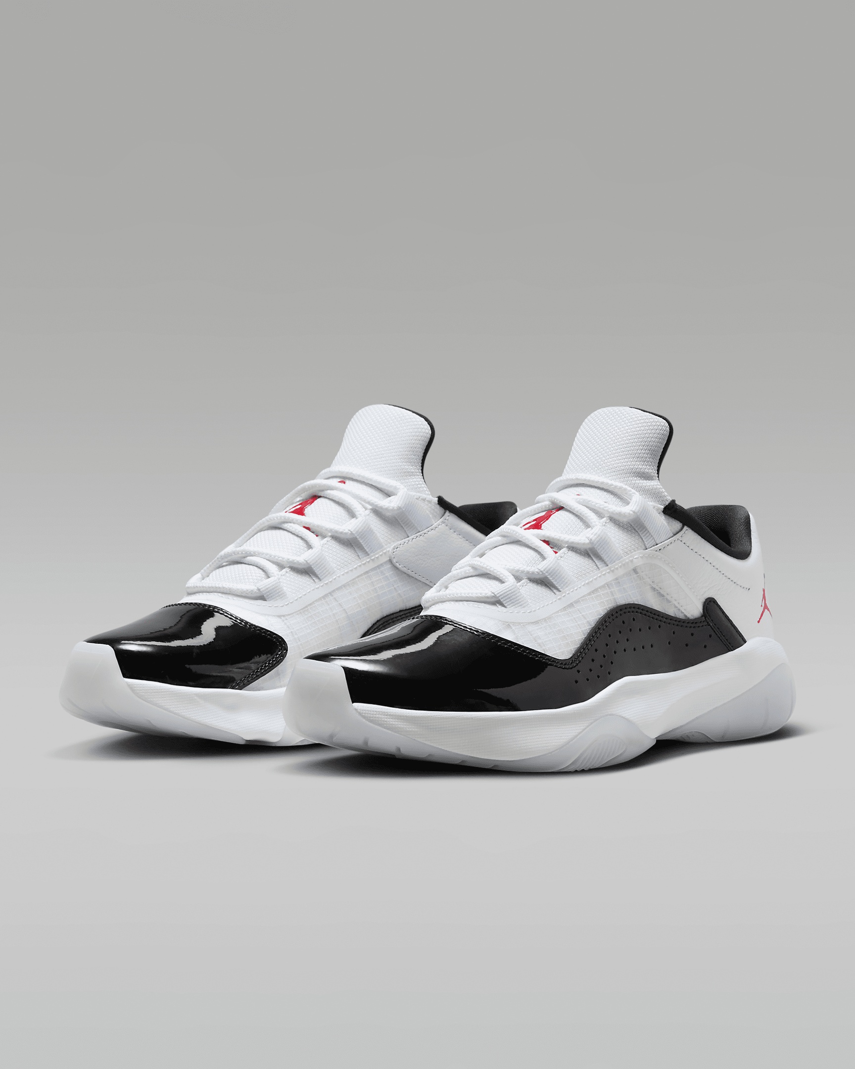 Air Jordan 11 CMFT Low Women's Shoes - 5