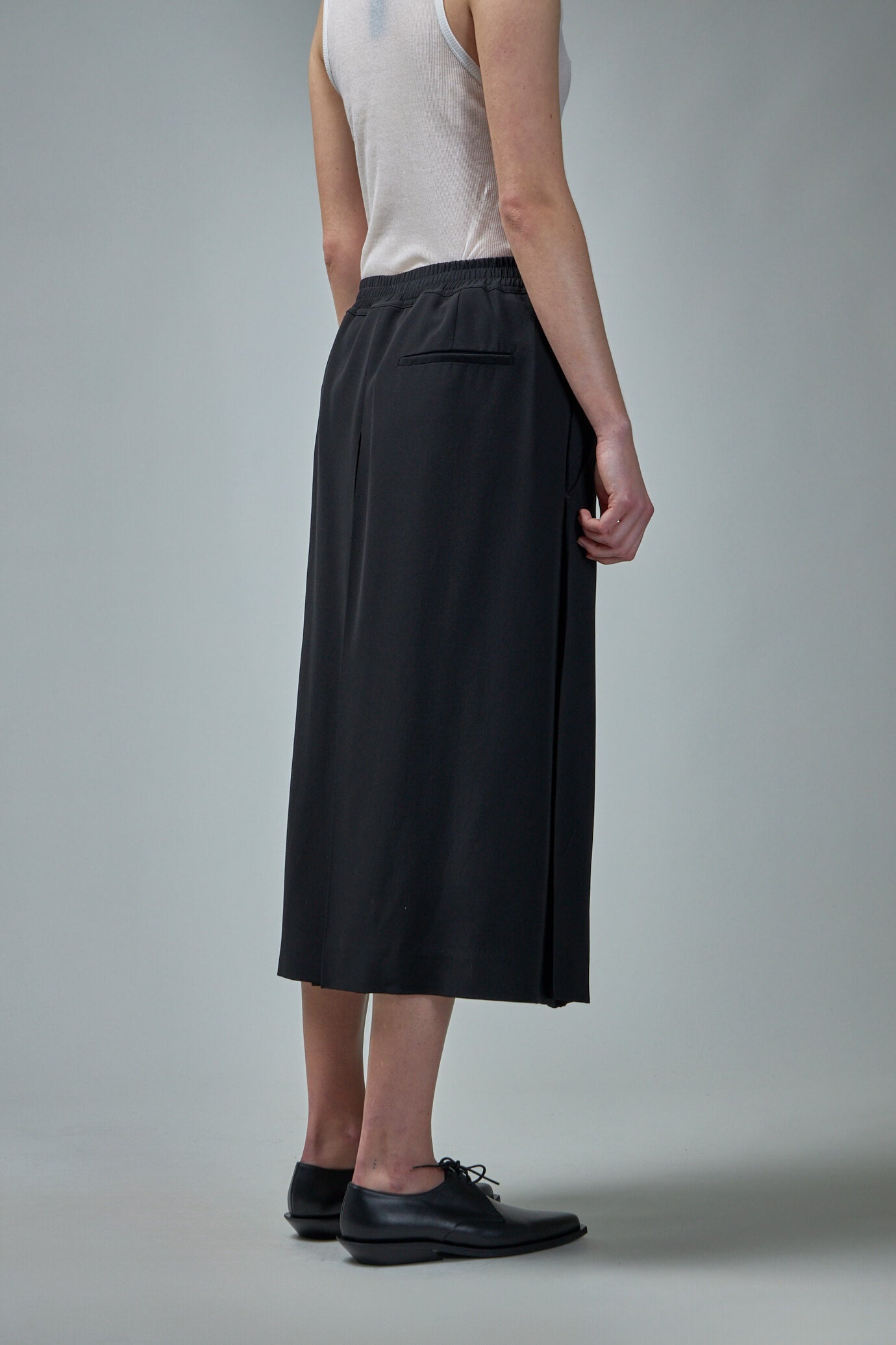 Jena Box Pleat Skirt With Double Side Pockets - 3