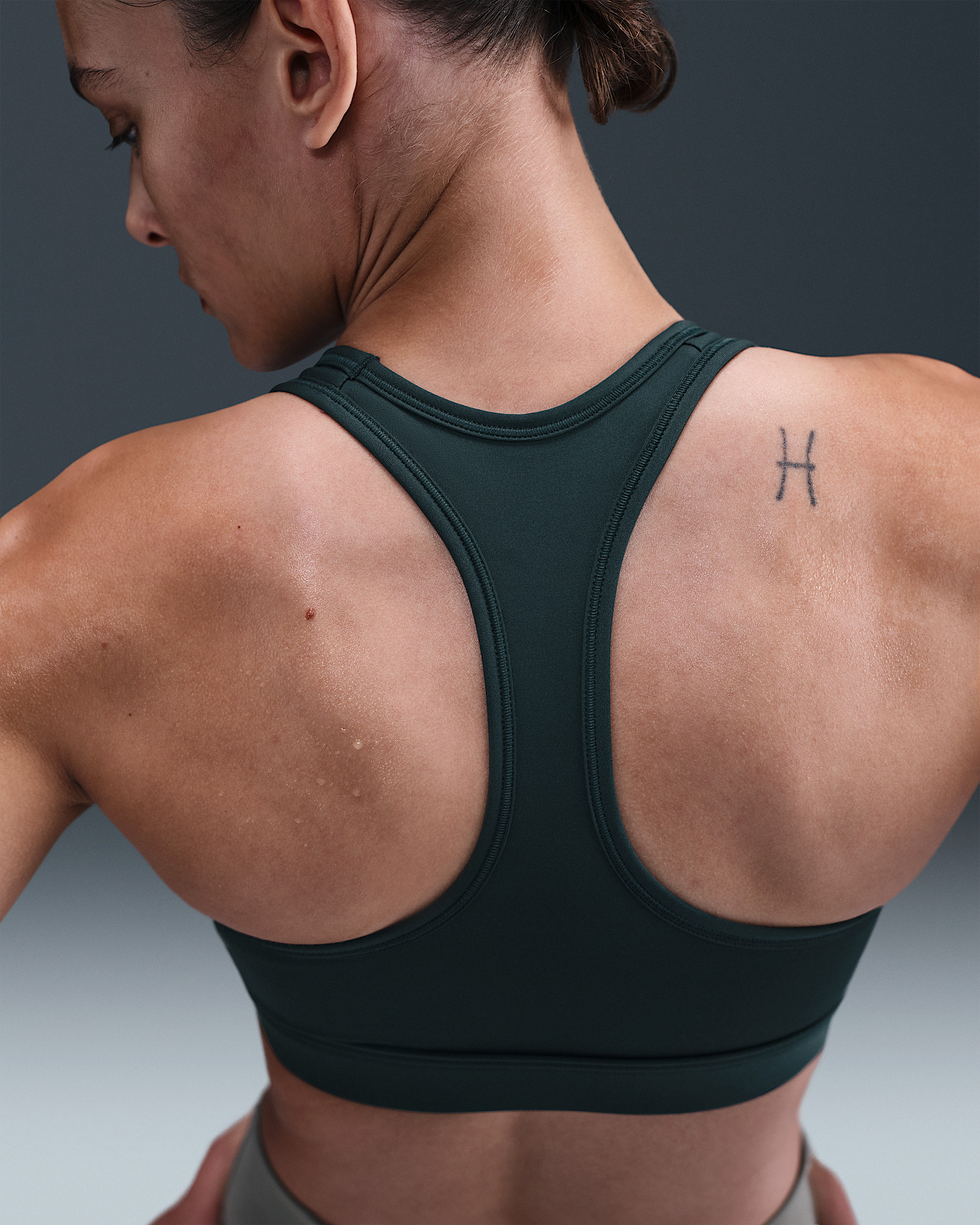 Nike Swoosh Medium Support Women's Padded Sports Bra - 2