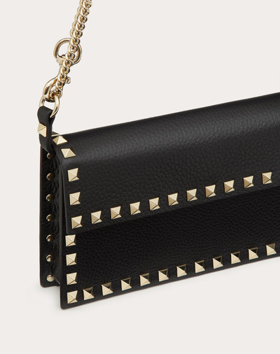 Valentino ROCKSTUD GRAINY CALFSKIN POUCH WITH ADJUSTABLE CHAIN STRAP outlook