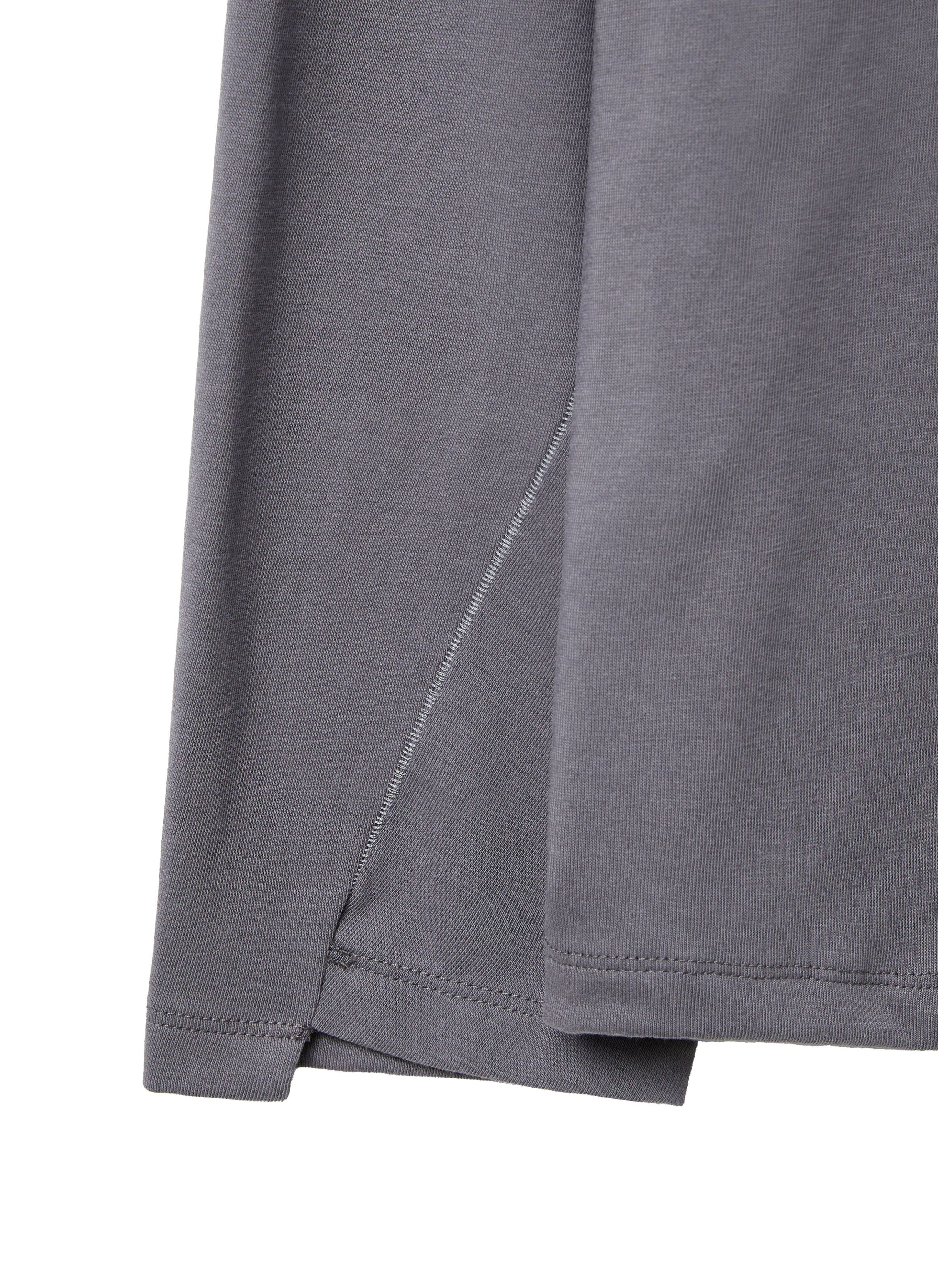 LONG SLEEVE
( - 3