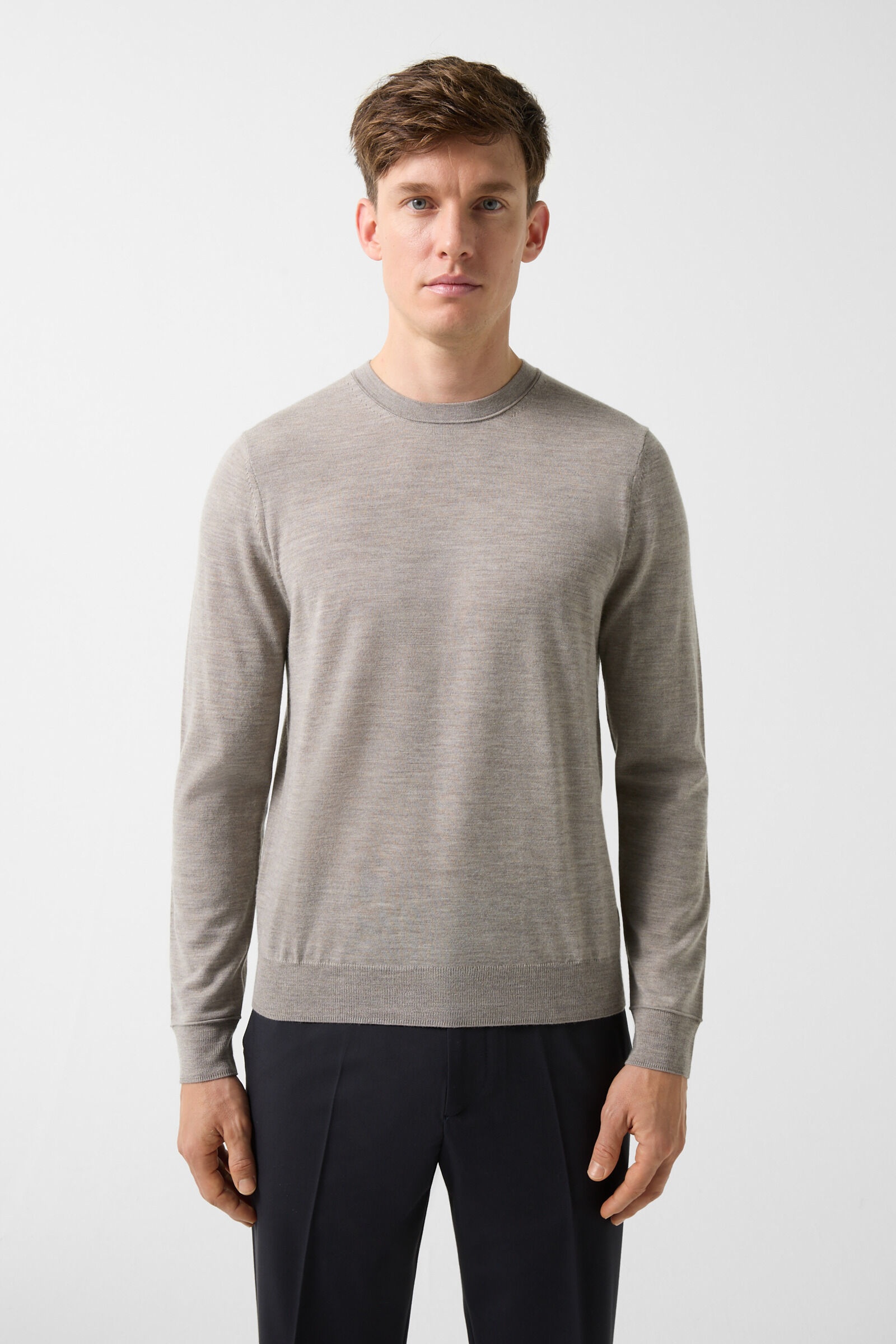 Ole sweater in Beige - 2