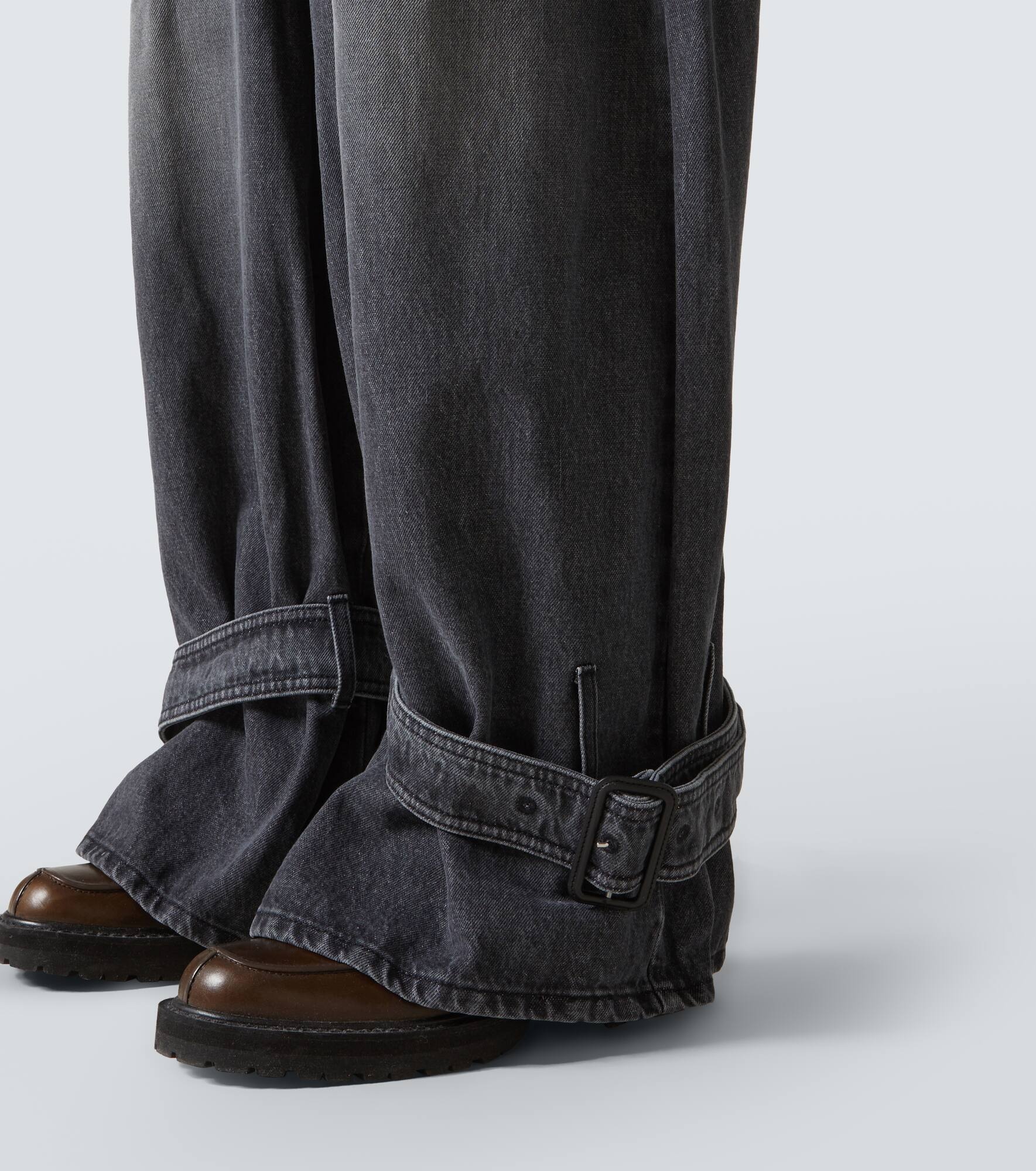 Belt-detail faded wide-leg jeans - 5