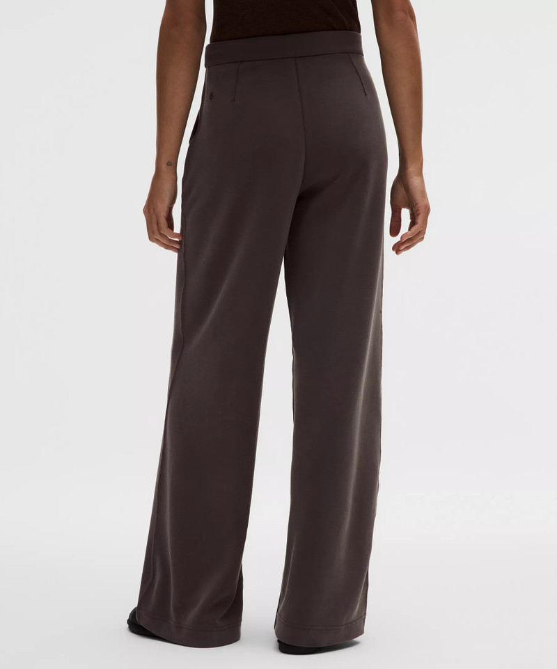 Softstreme Pintuck High-Rise Wide-Leg Pant *Regular 3