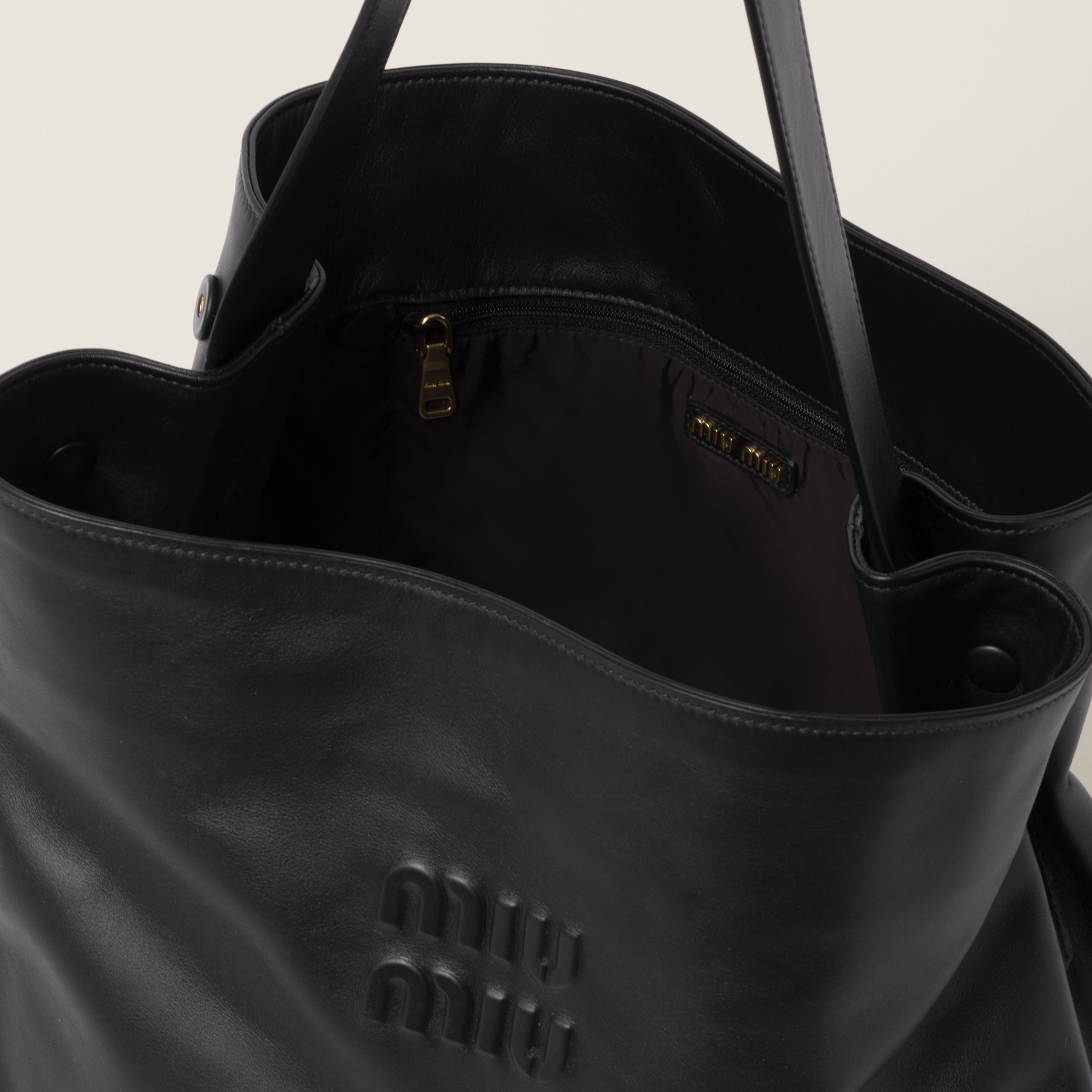 Leather hobo bag - 6