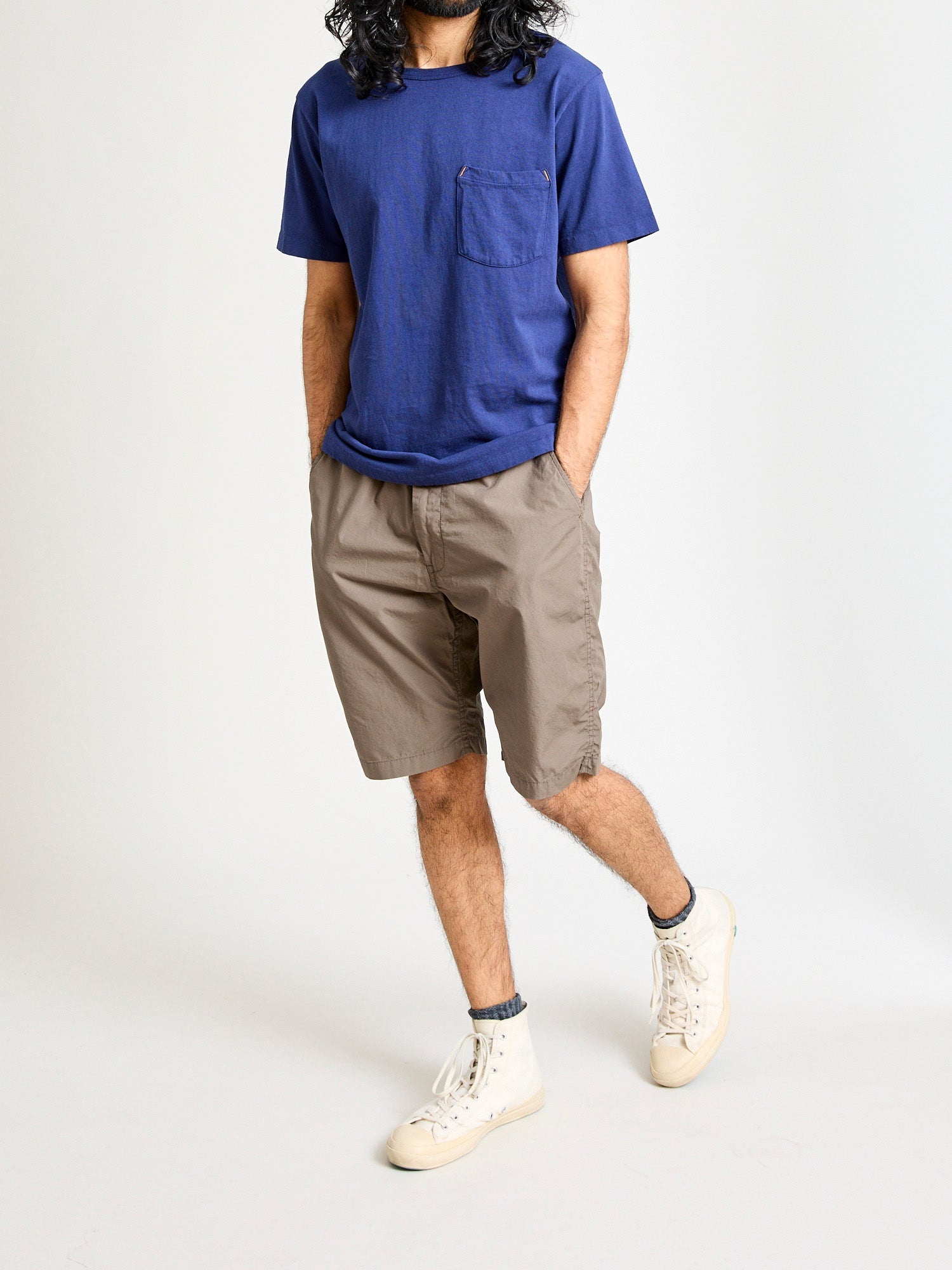 New Yorker Shorts in Greige - 10