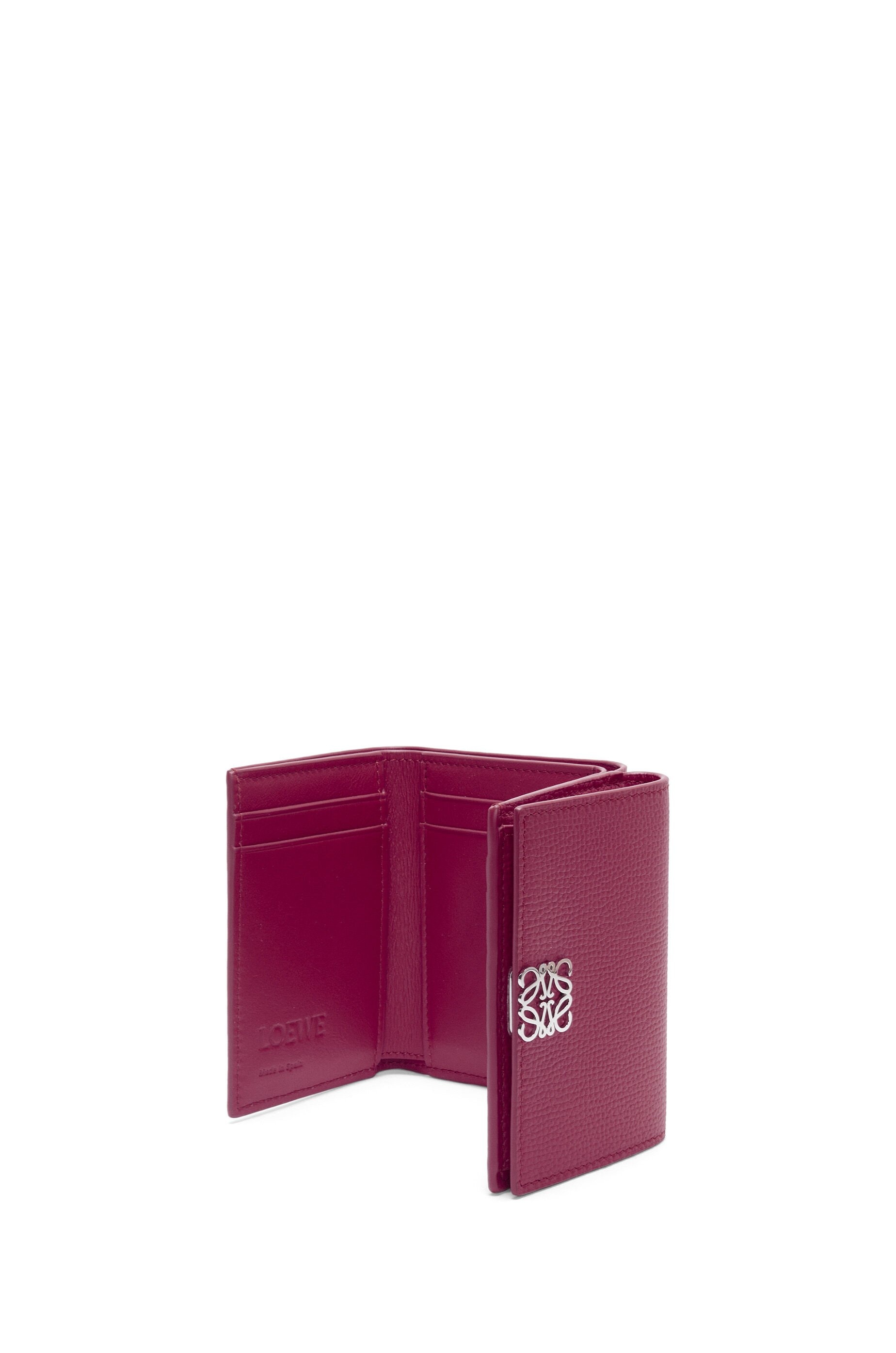 Anagram trifold wallet in pebble grain calfskin - 4