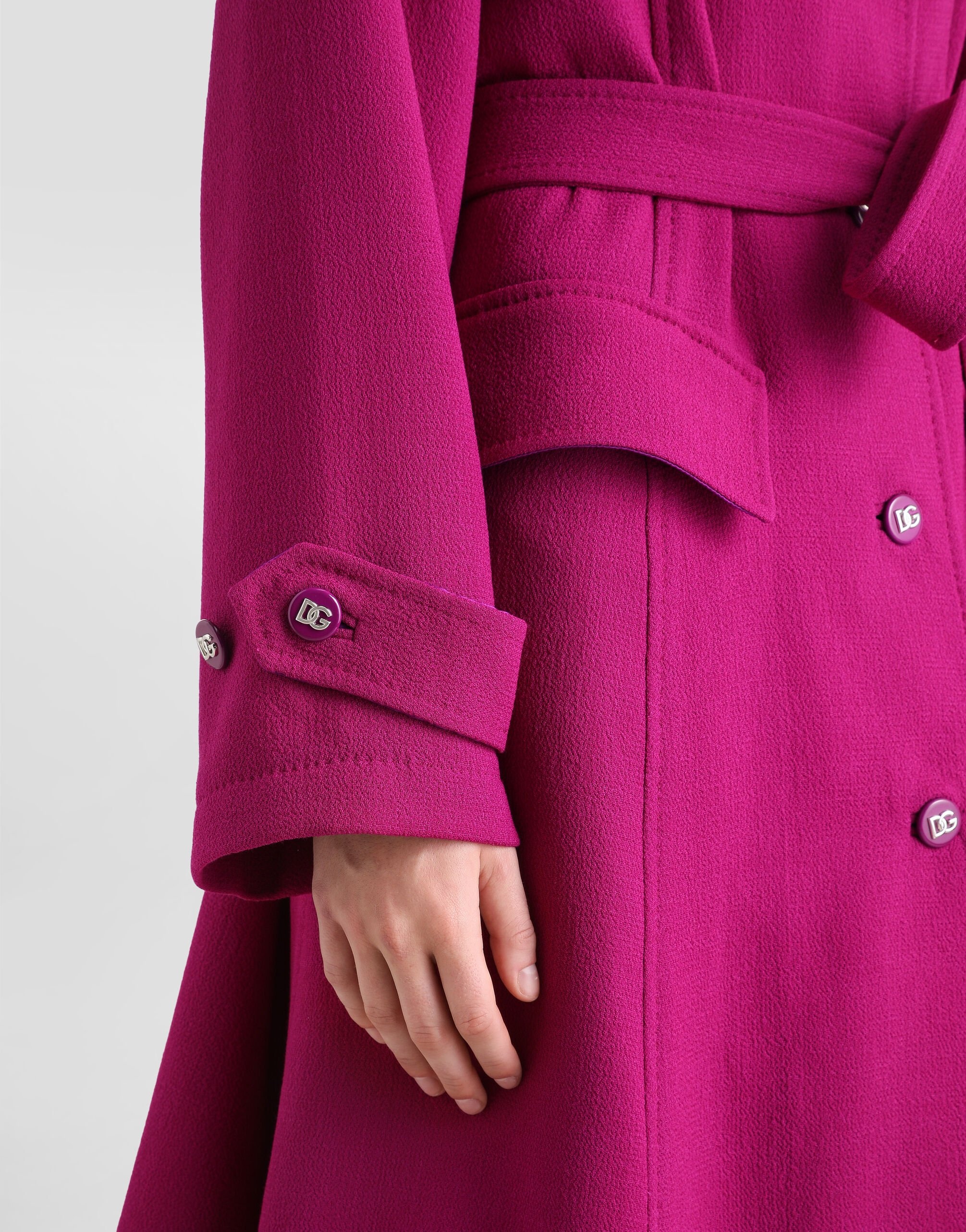 Single-breasted wool crepe coat with belt - 5