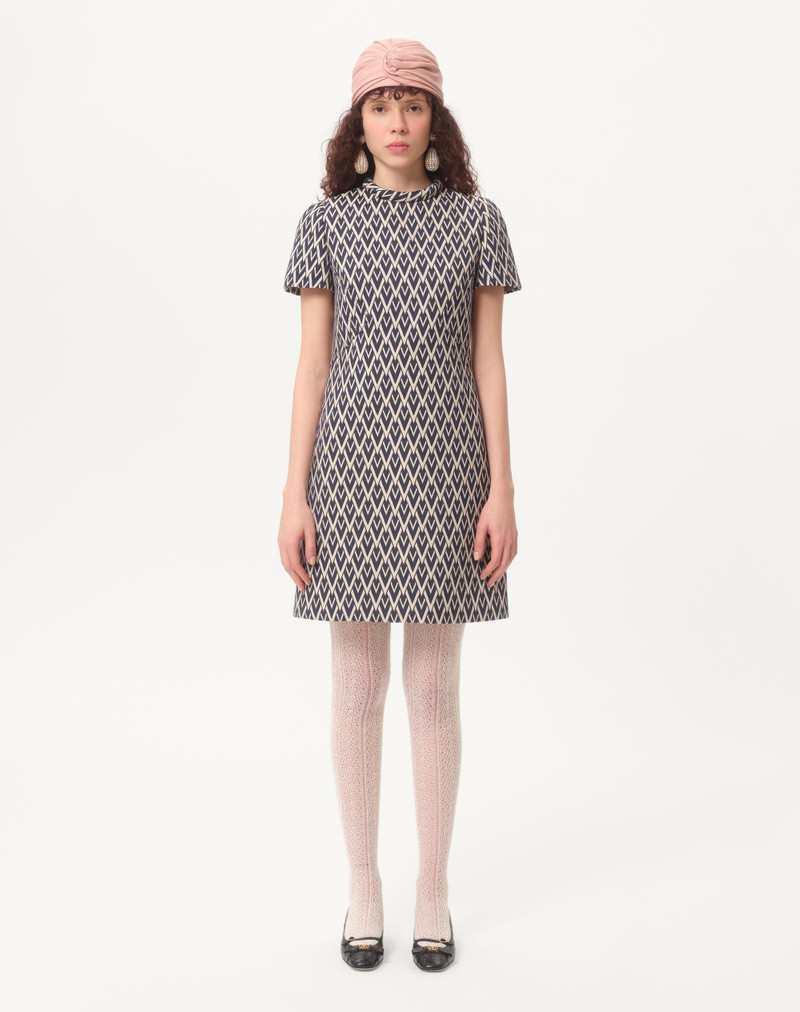 SHORT DRESS IN TOUTE LA V JACQUARD 7