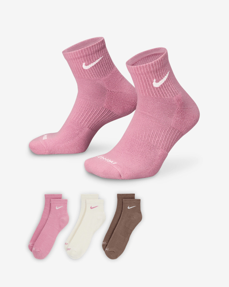 Nike Everyday Plus Cushioned Training Ankle Socks (3 Pairs) 1