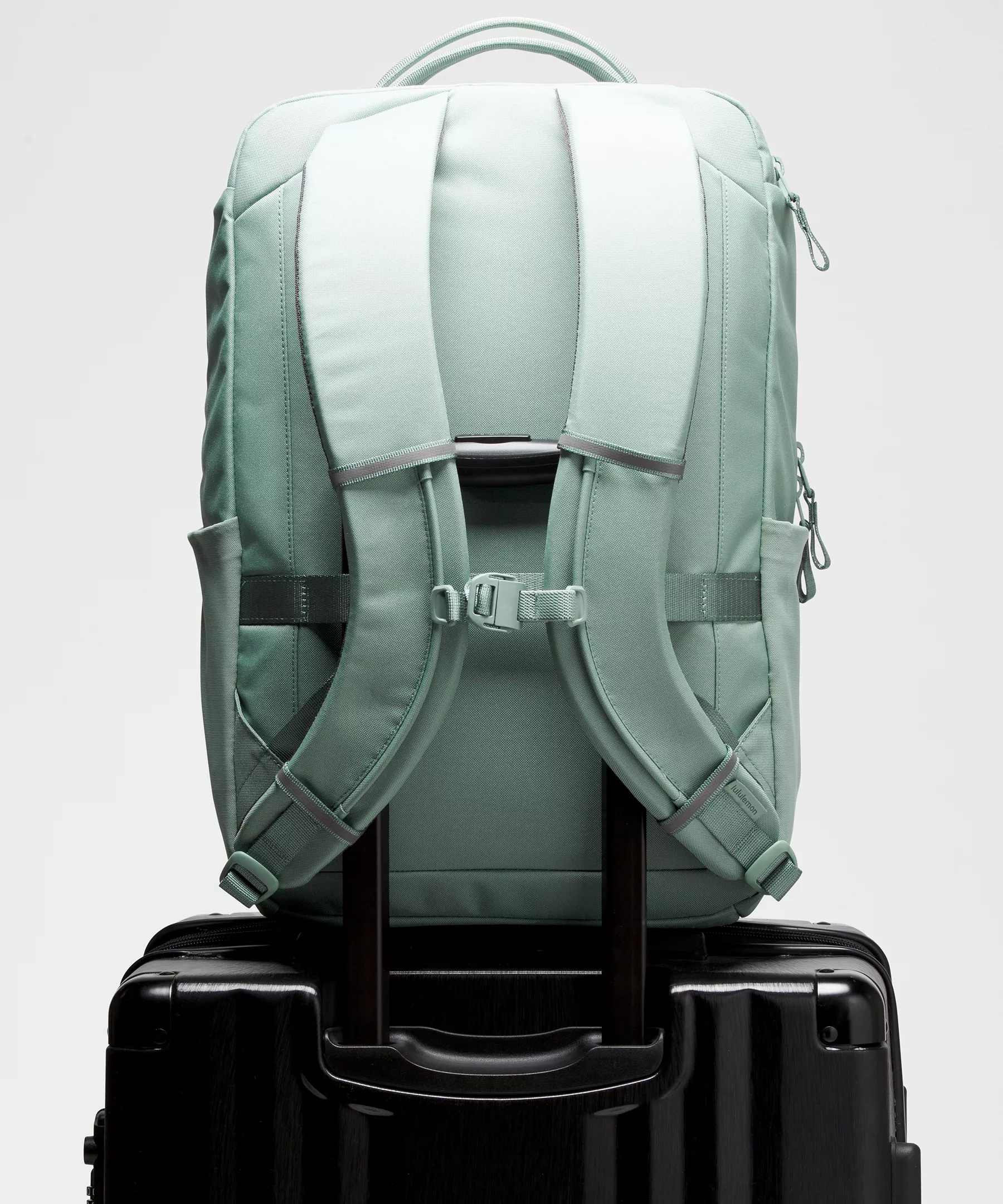 Double-Zip Backpack 22L - 7
