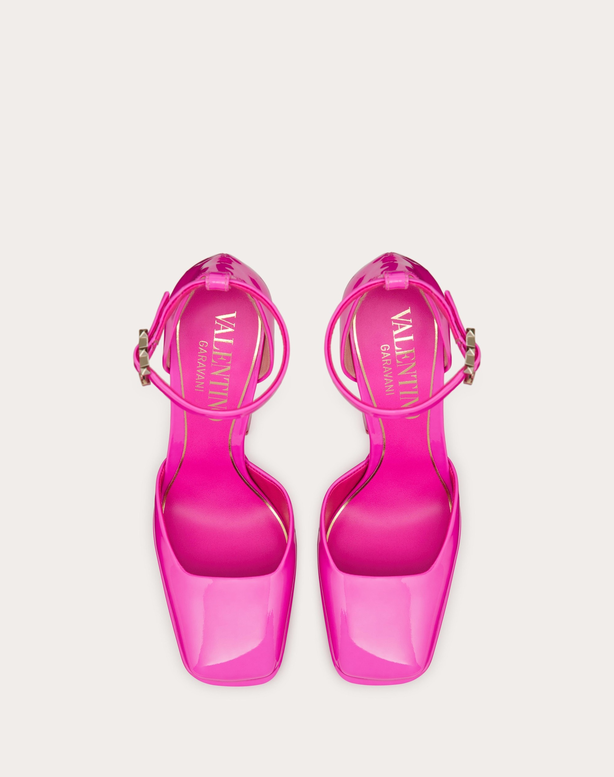Valentino VALENTINO GARAVANI DISCOBOX PATENT LEATHER Valentino VALENTINO GARAVANI DISCOBOX PATENT LEATHER