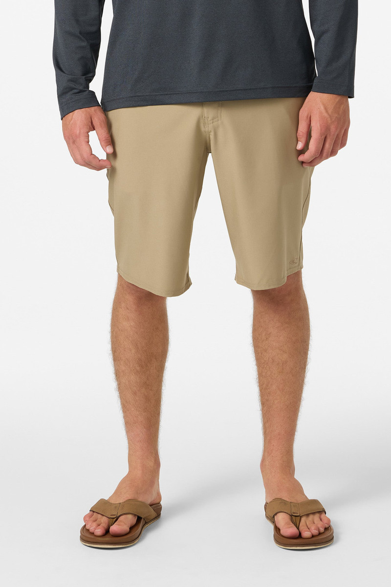 Loaded 21" Hybrid Shorts 3