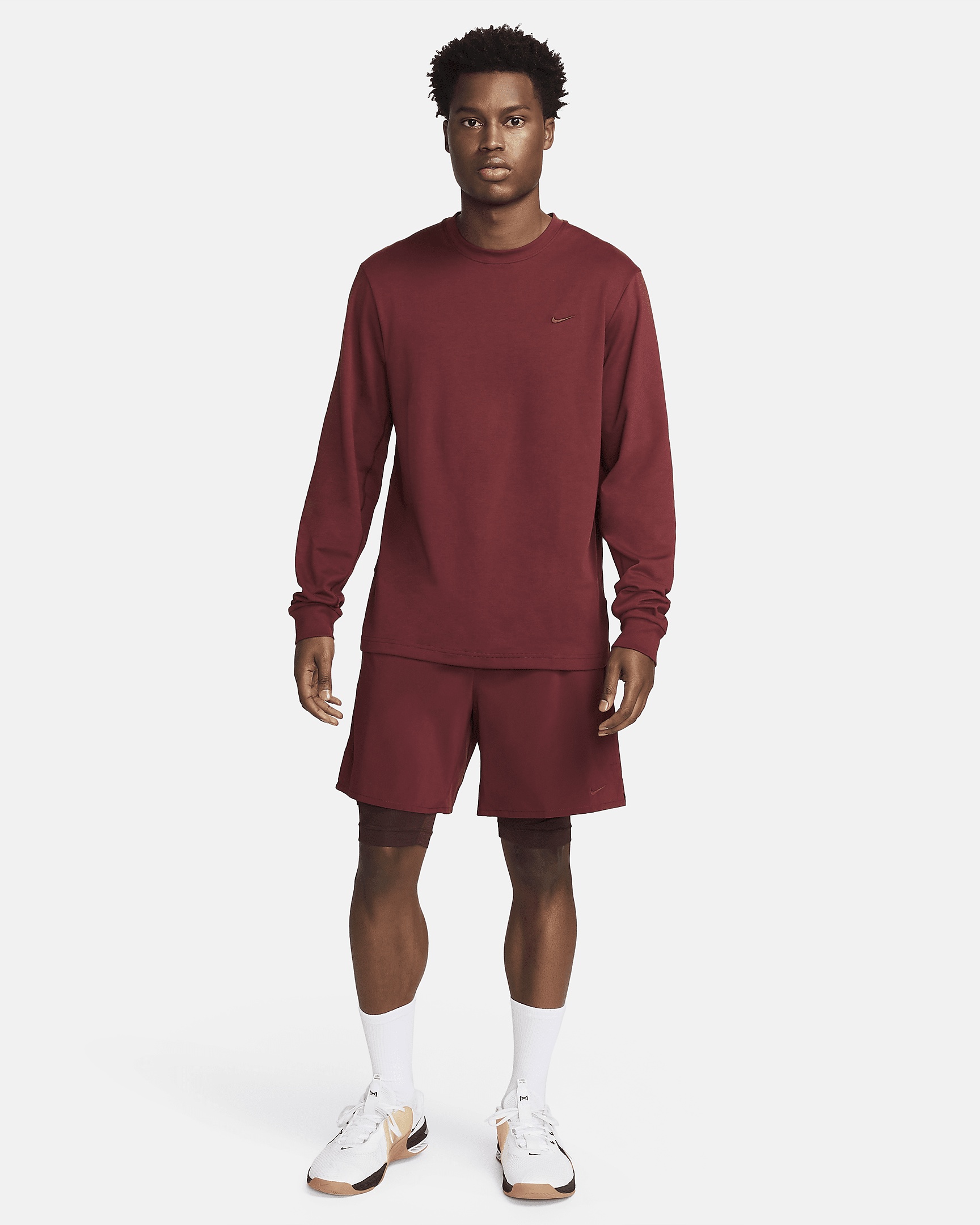 Nike Primary Men's Dri-FIT Long-Sleeve Versatile Top - 6