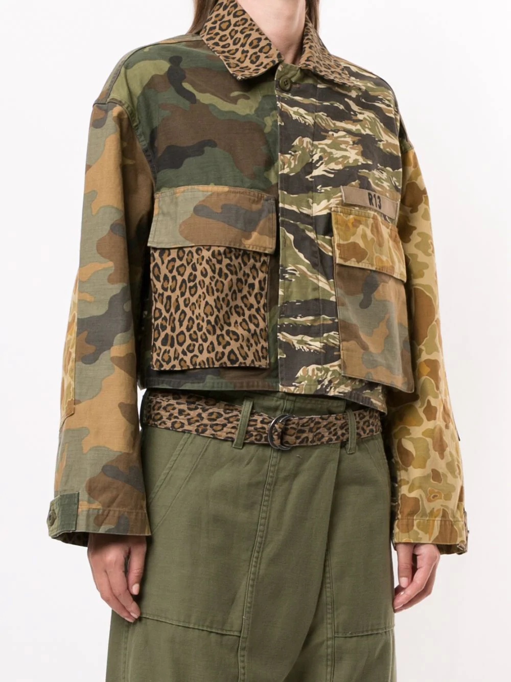 contrast camouflage print cropped jacket - 3