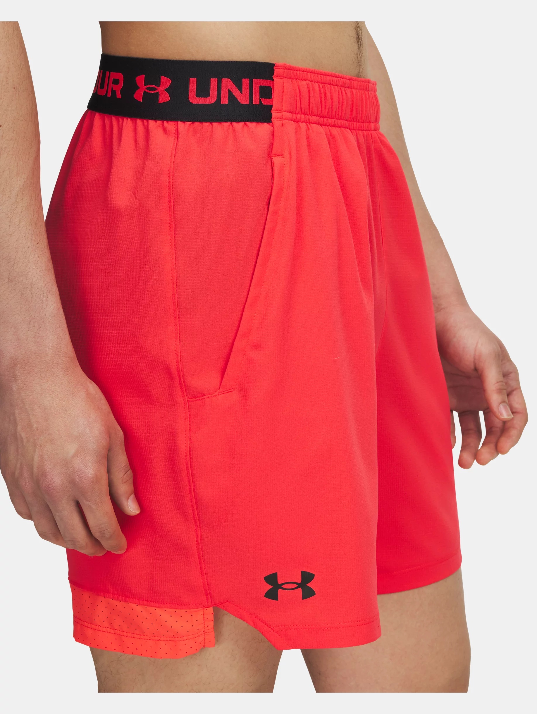 UA Vanish Woven - 4