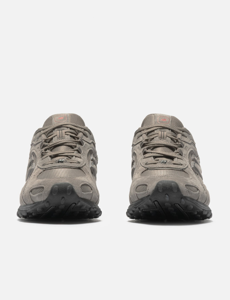 New Balance LUNAR NEW YEAR 204L outlook