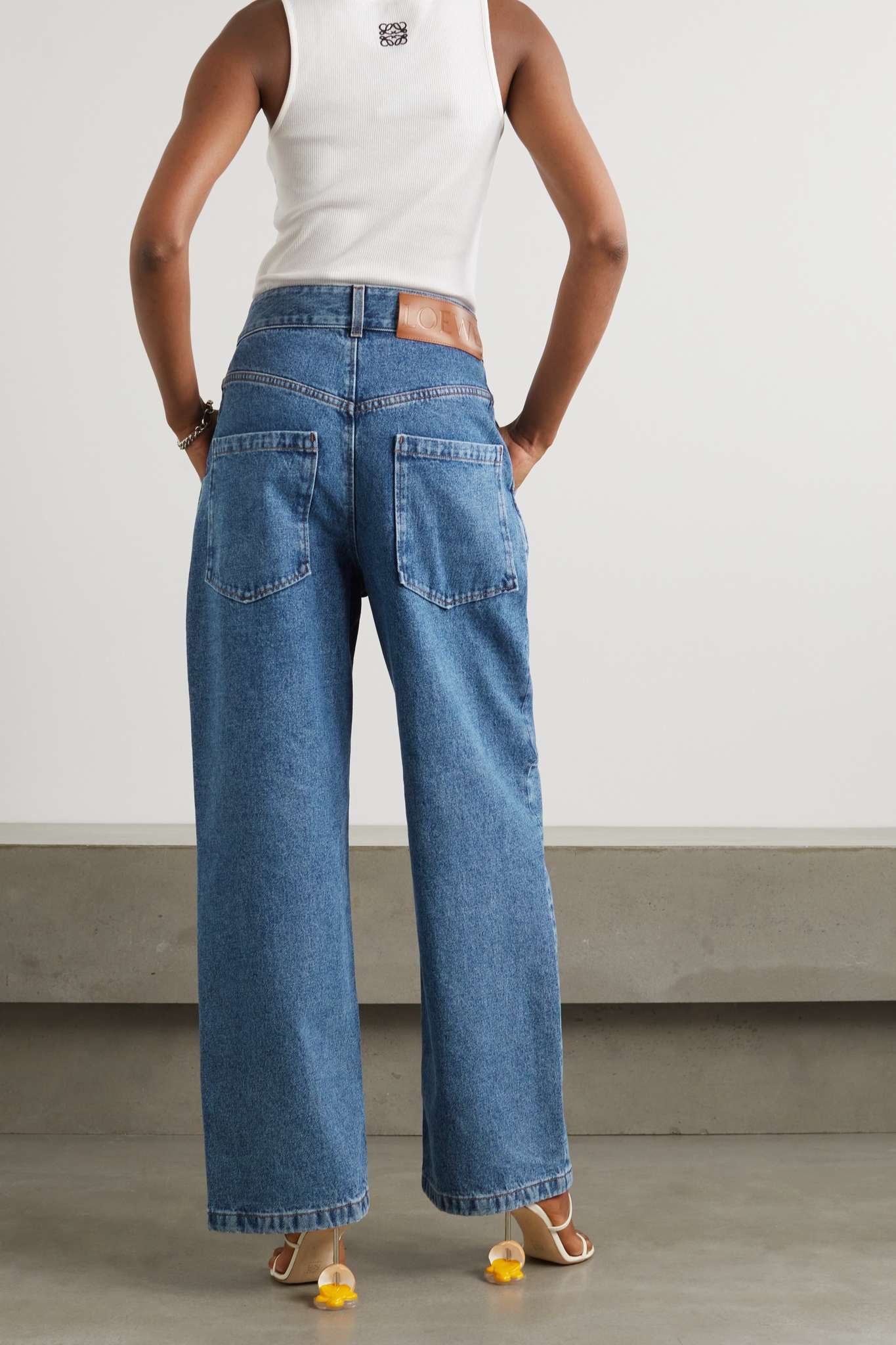 LOEWE★Anagram appliqued high-rise wide-leg jeans Loewe | Anagram appliquéd high-rise wide-leg jeans