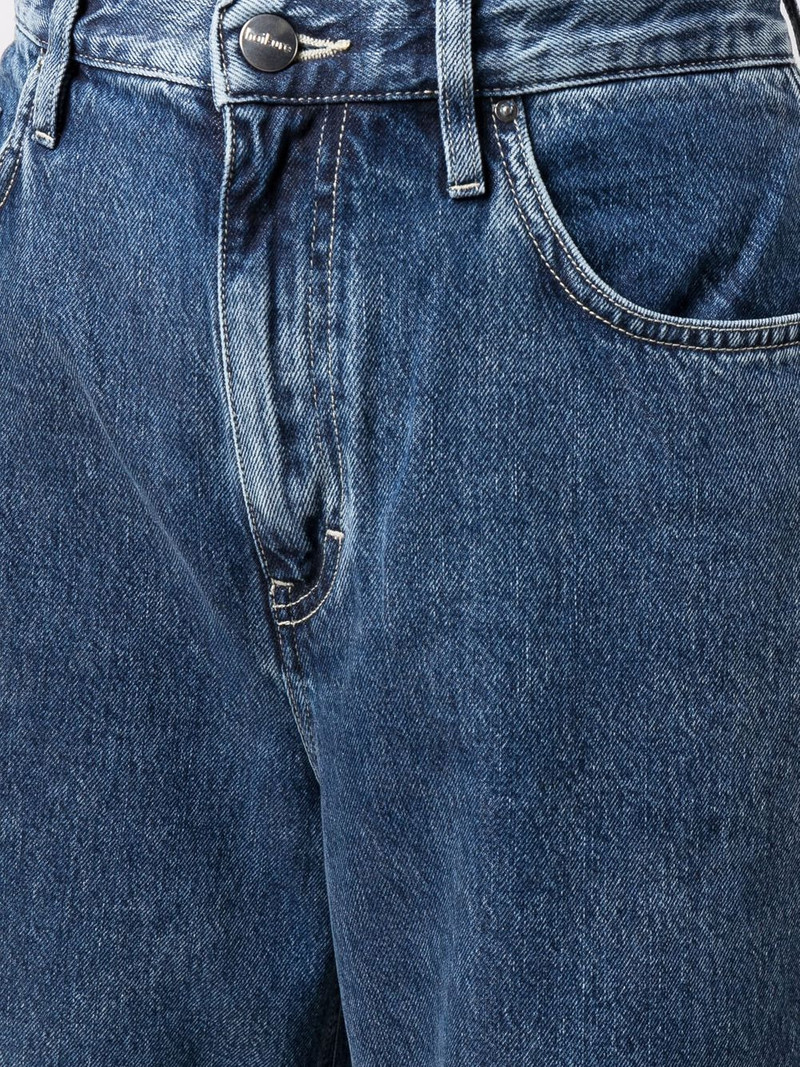 straight-leg jeans 5