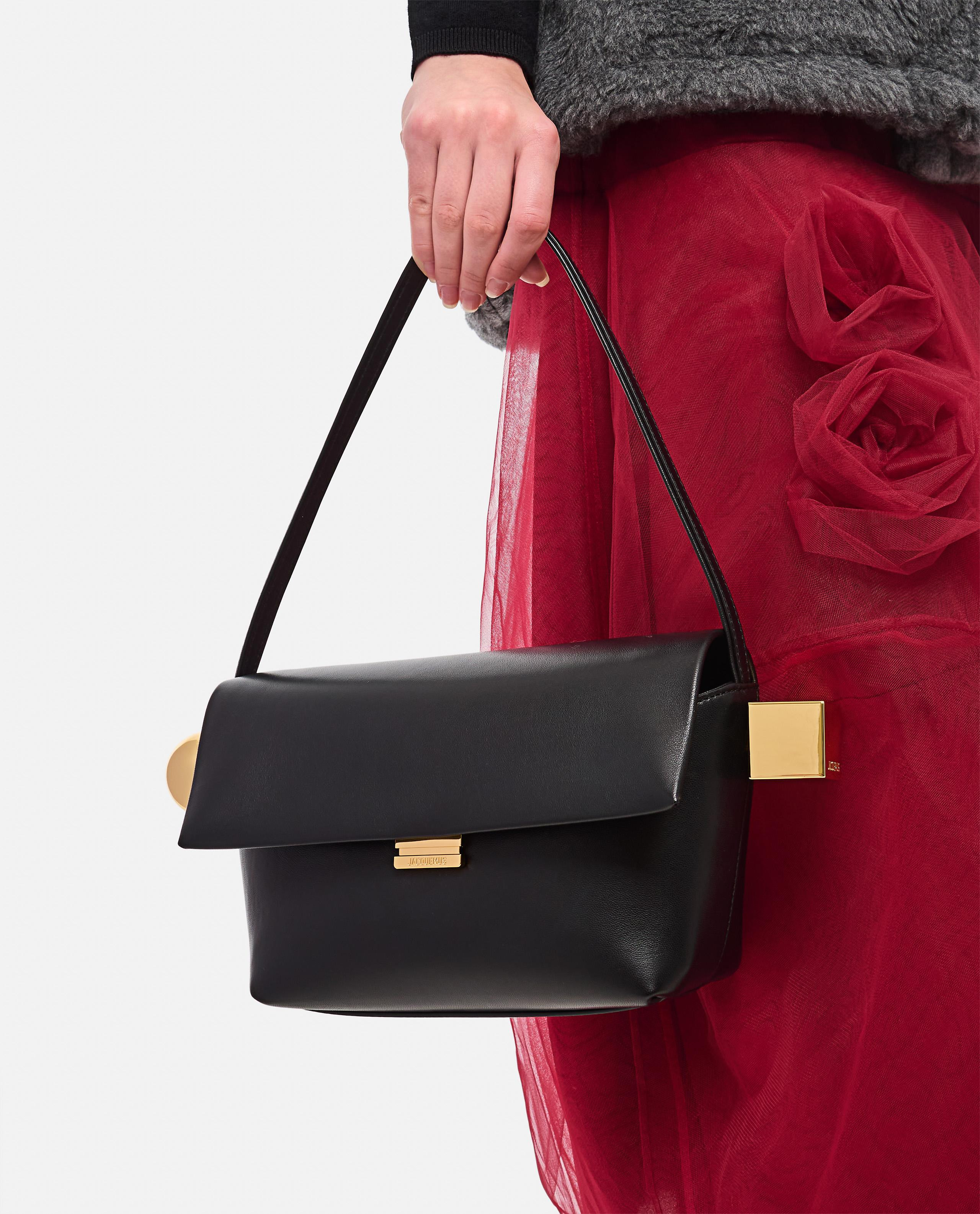LE ROND CARRE LEATHER SHOULDER BAG - 5