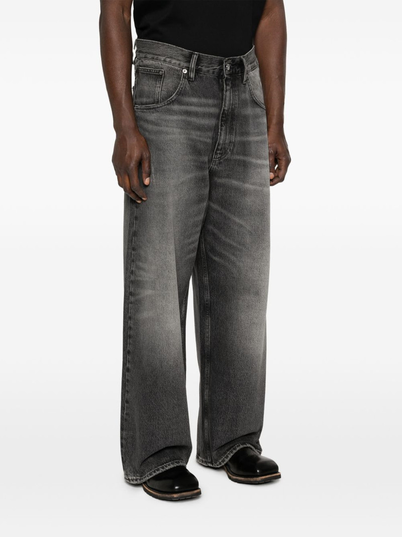 topstitching wide-leg jeans 3