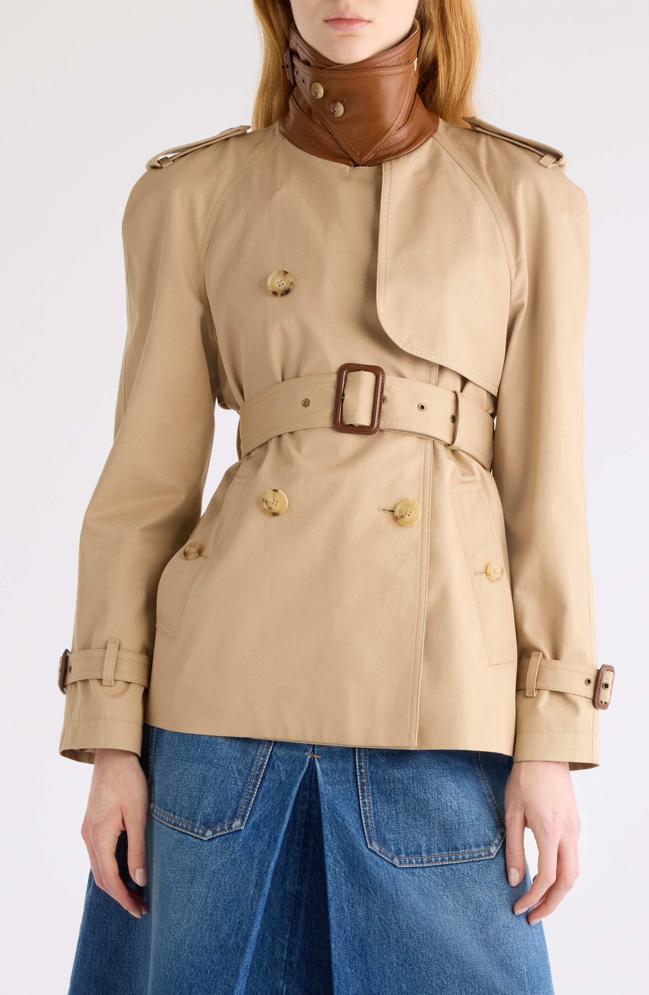 Chloé Short Cotton Gabardine Trench Coat in Worn Brown at Nordstrom - 3