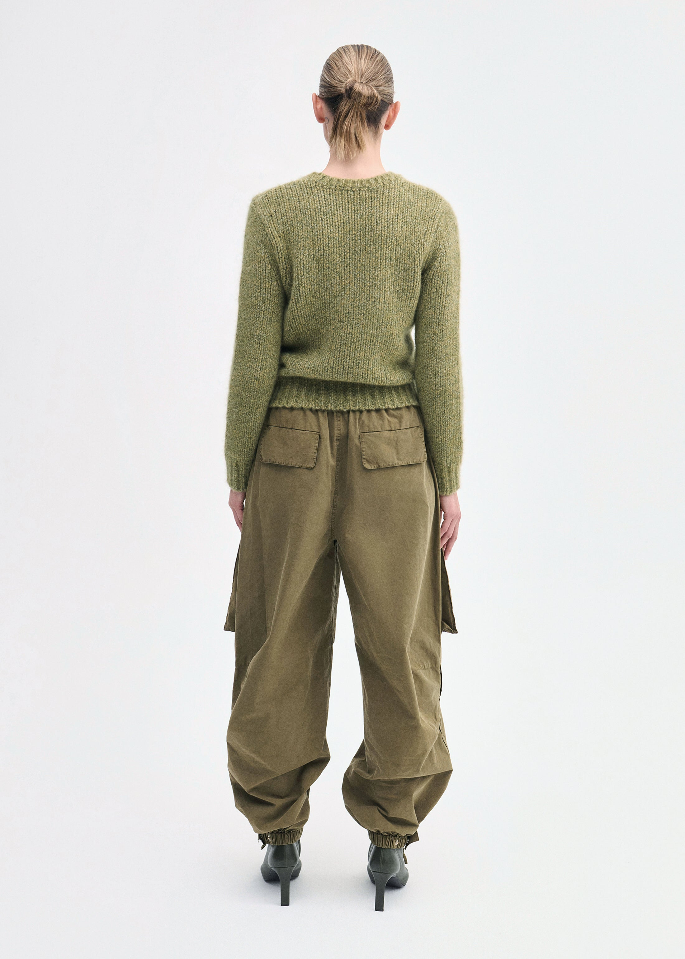 Fitted Crew Sweater in Cashmere Silk - 5