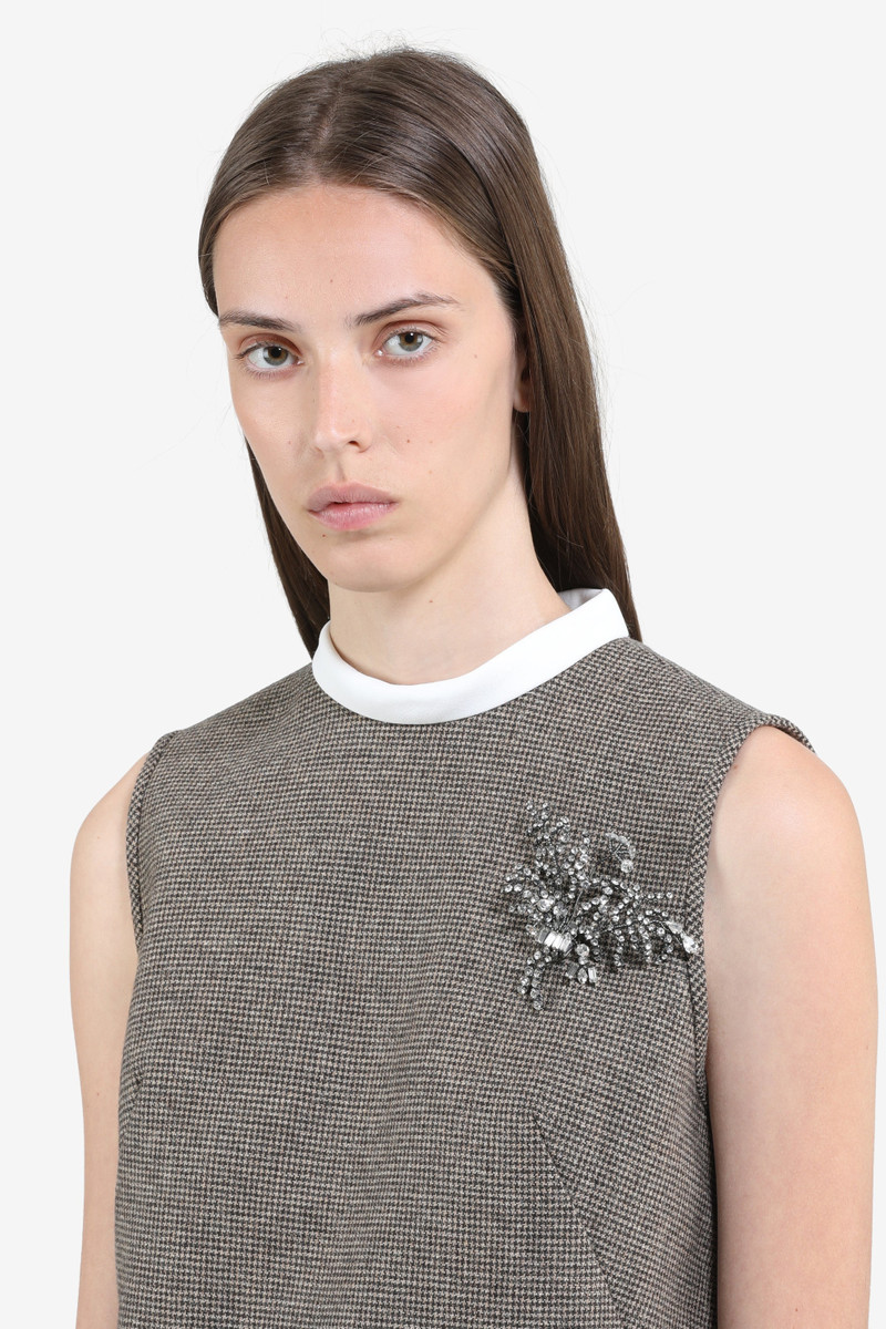 N°21 BROOCH WITH TWIGS AND CRYSTALS outlook