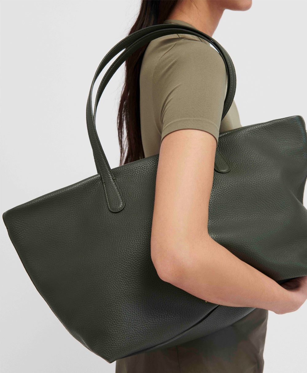 EVERYDAY ZIP TOTE 2