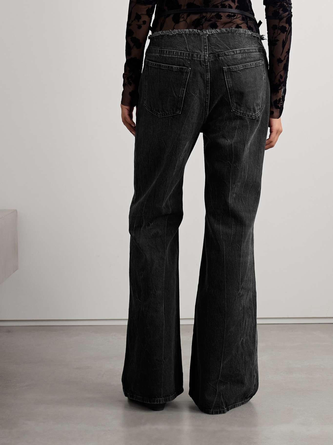Distressed low-rise wide-leg jeans - 4
