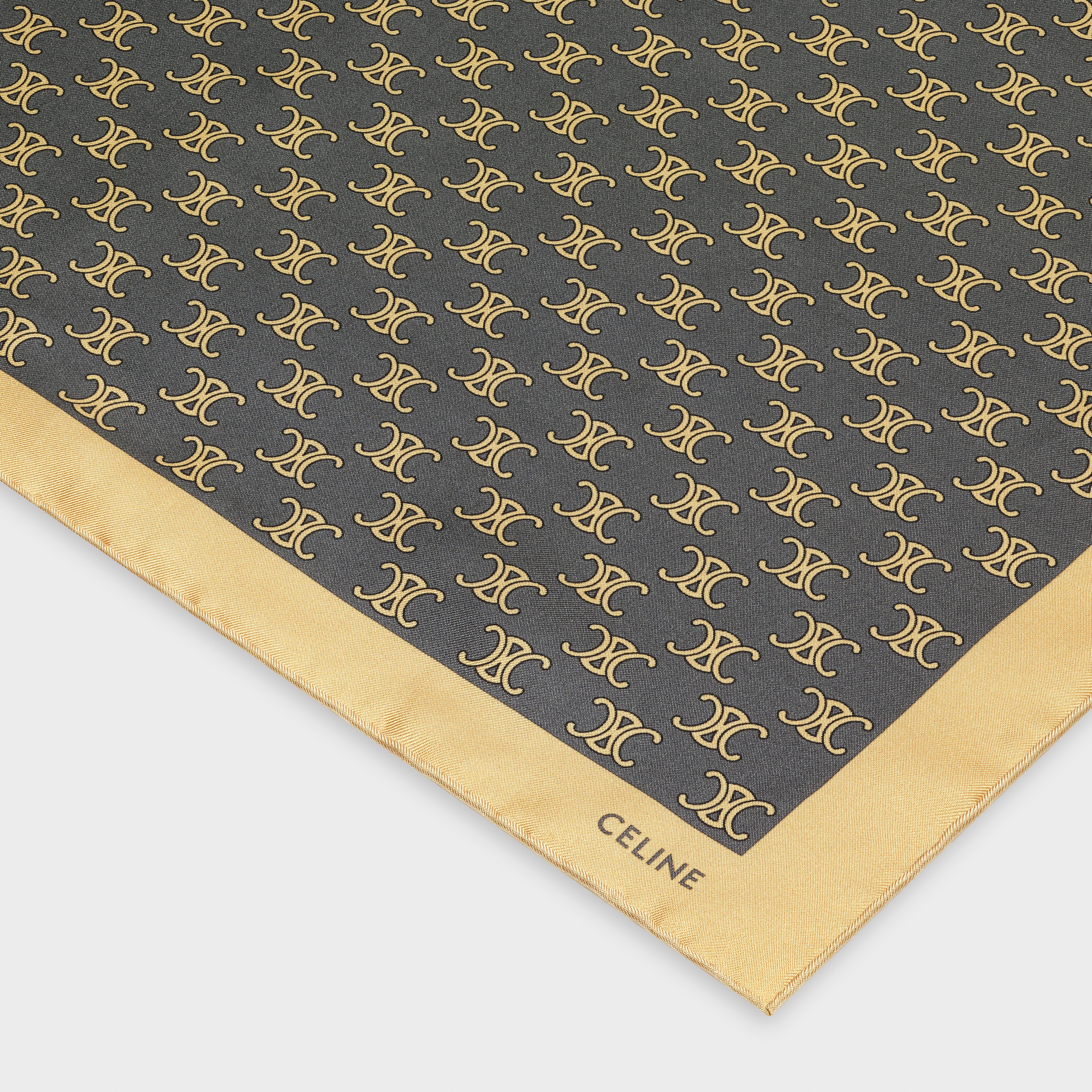 'TRIOMPHE' SIGNATURE-PRINT SQUARE IN SILK - 2