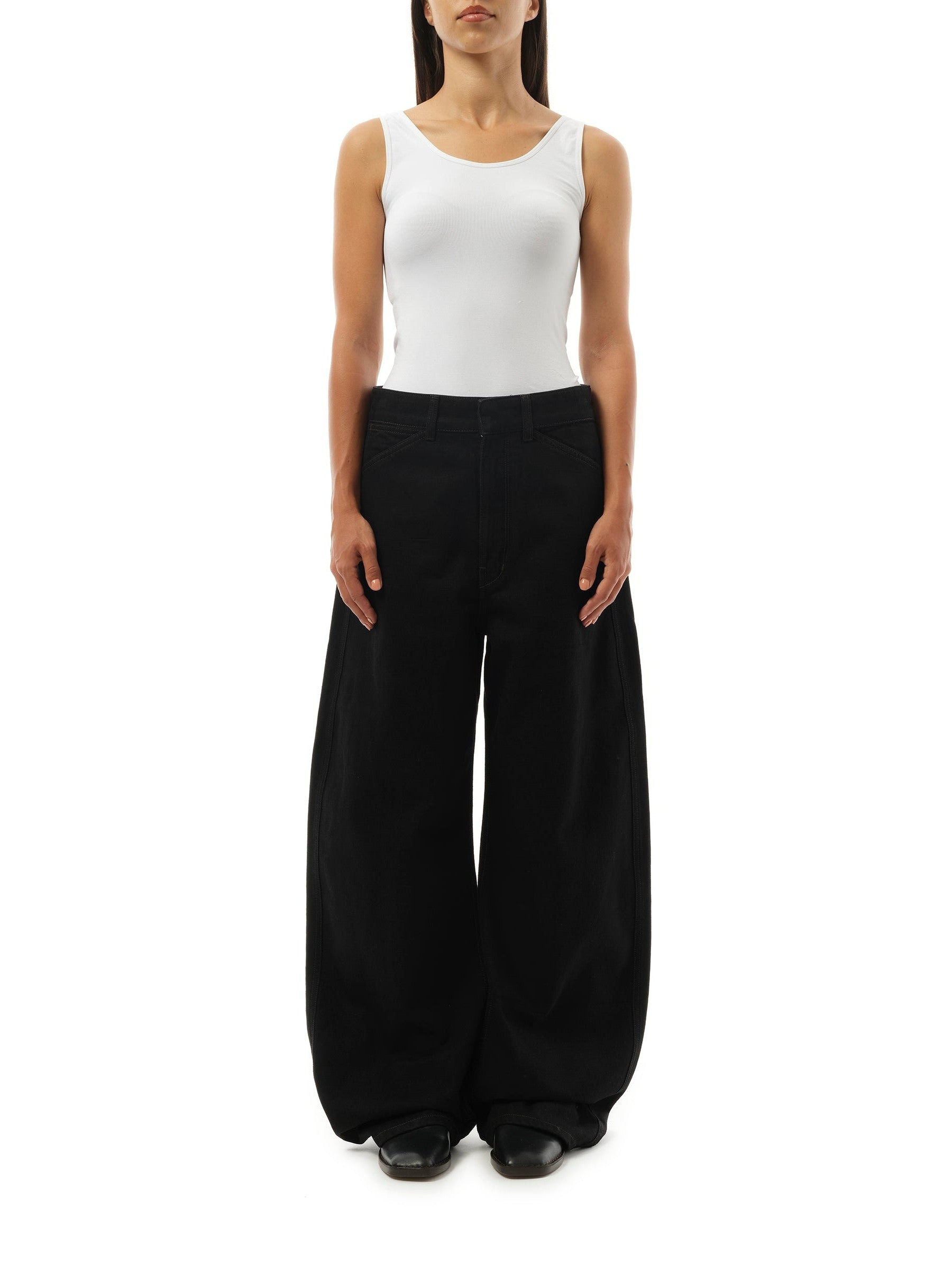 High Waisted Curved Denim Pants in Black - 4
