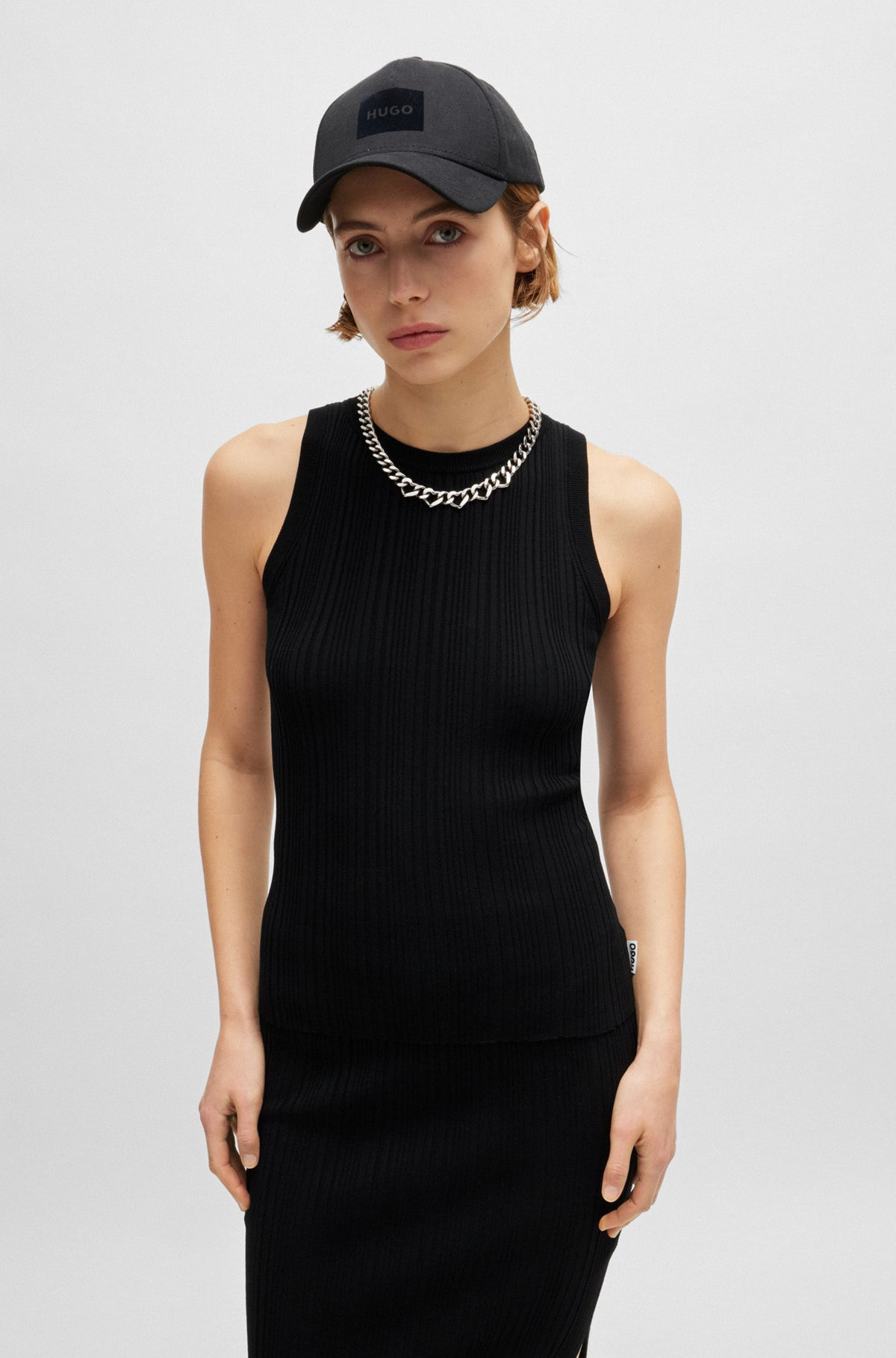 SLIM-FIT SLEEVELESS TOP WITH IRREGULAR RIBBED STRUCTURE - 2