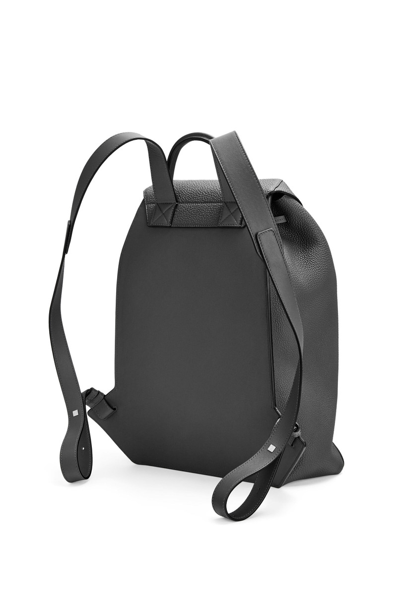 Drawstring Backpack in grained calfskin 4