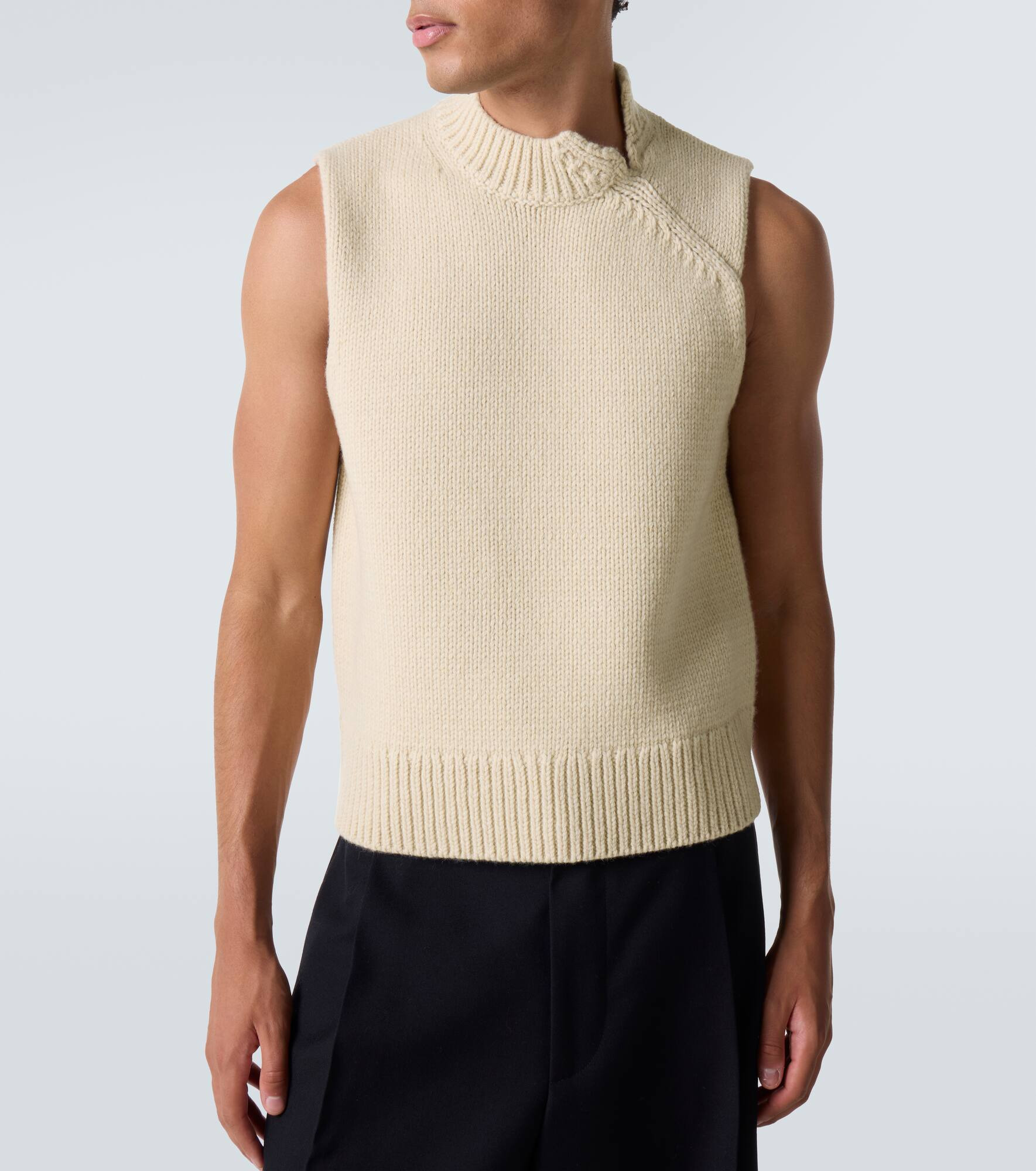Wool and cashmere sweater vest - 3
