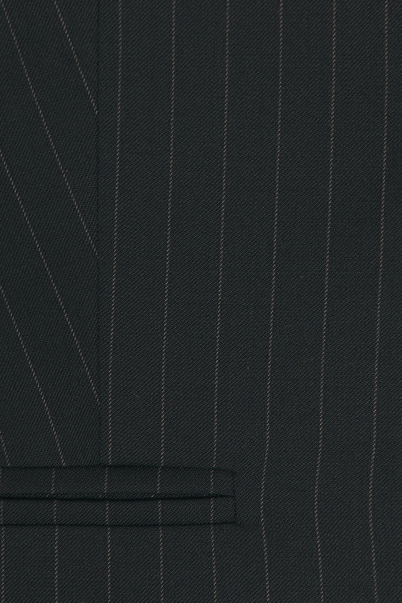 AYA MUSE Phae Top outlook