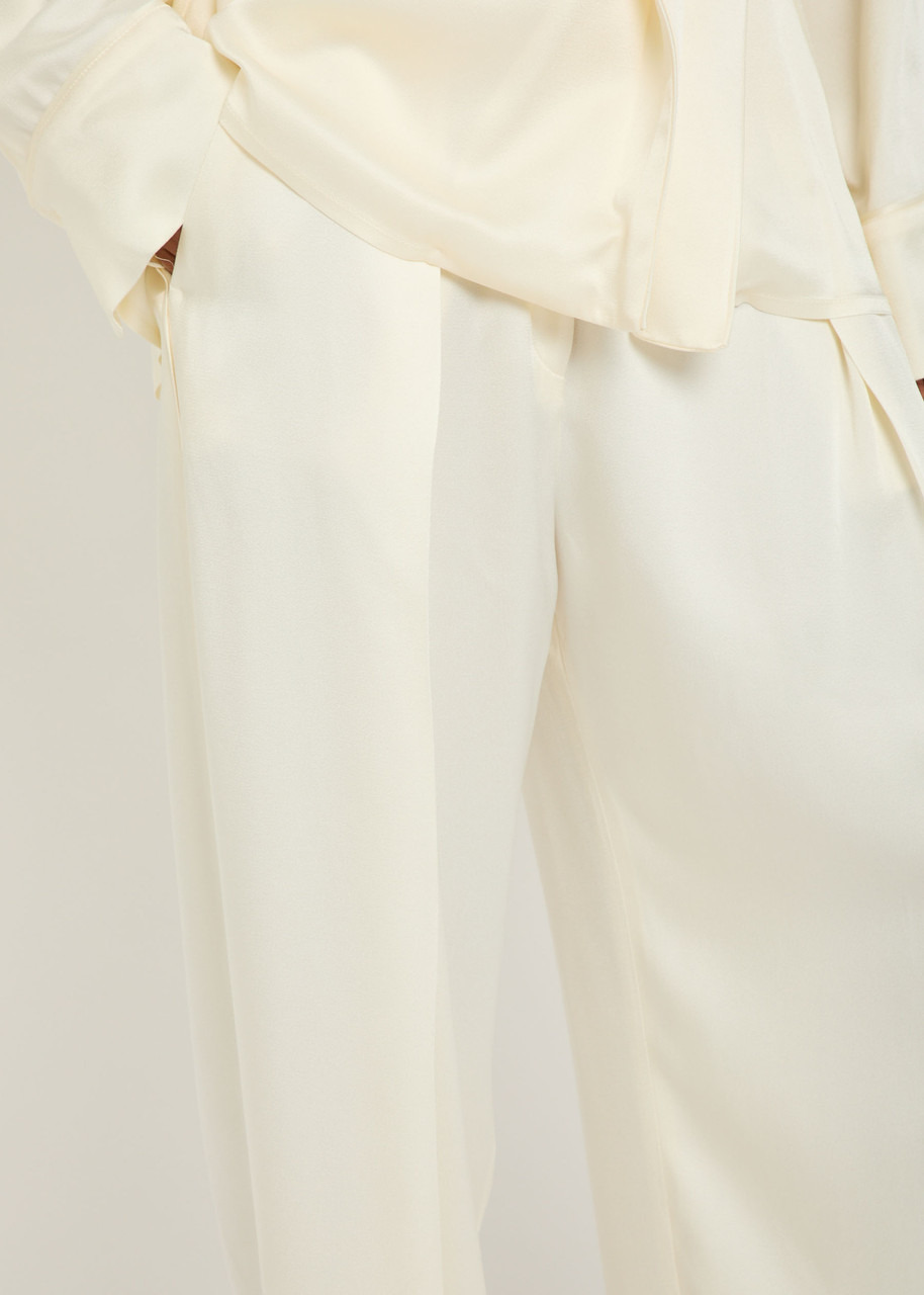 Victoria Beckham Wide-leg Crepe de Chine Trousers - 5