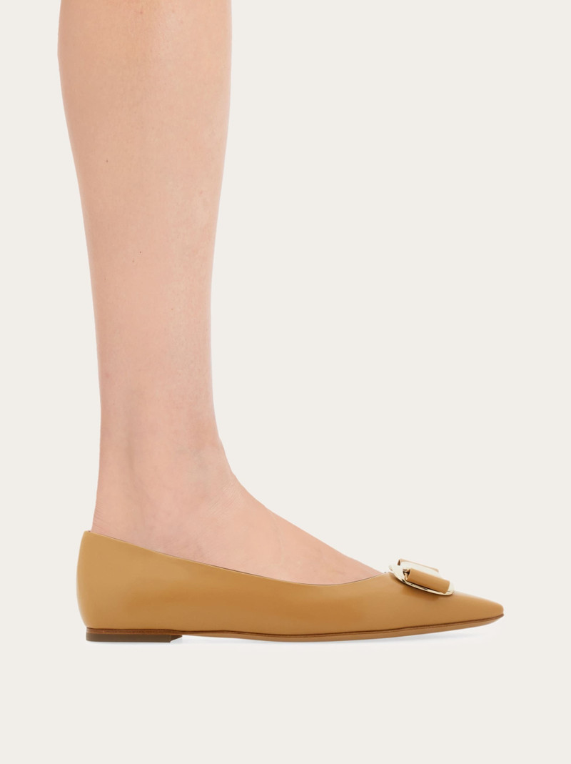 FERRAGAMO New Vara plate ballet flat outlook