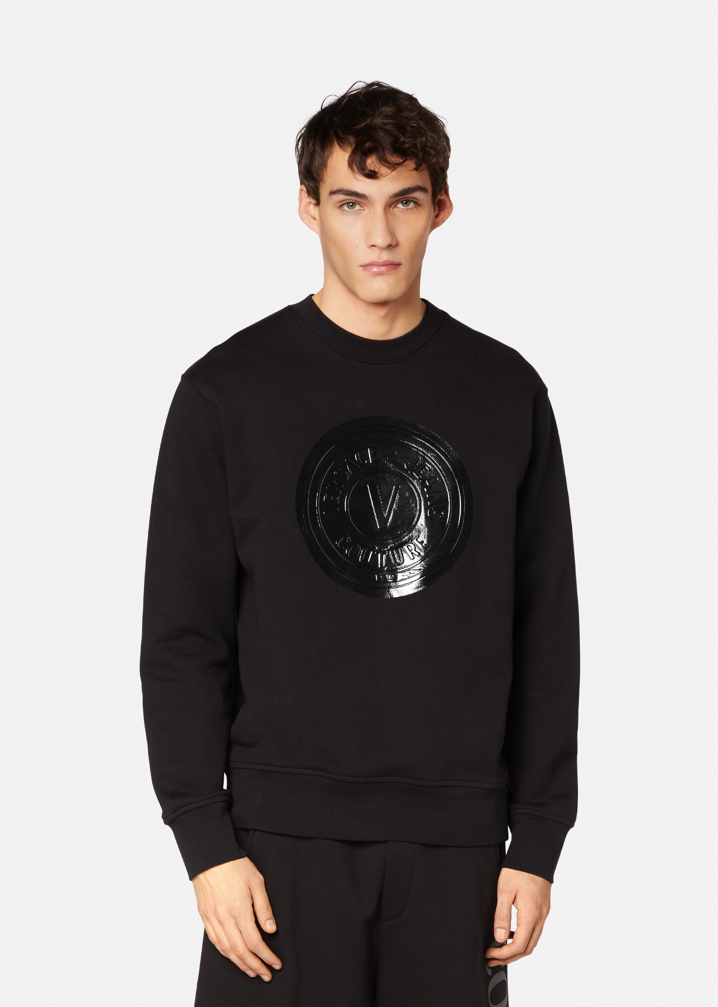 V-Emblem Sweatshirt - 3