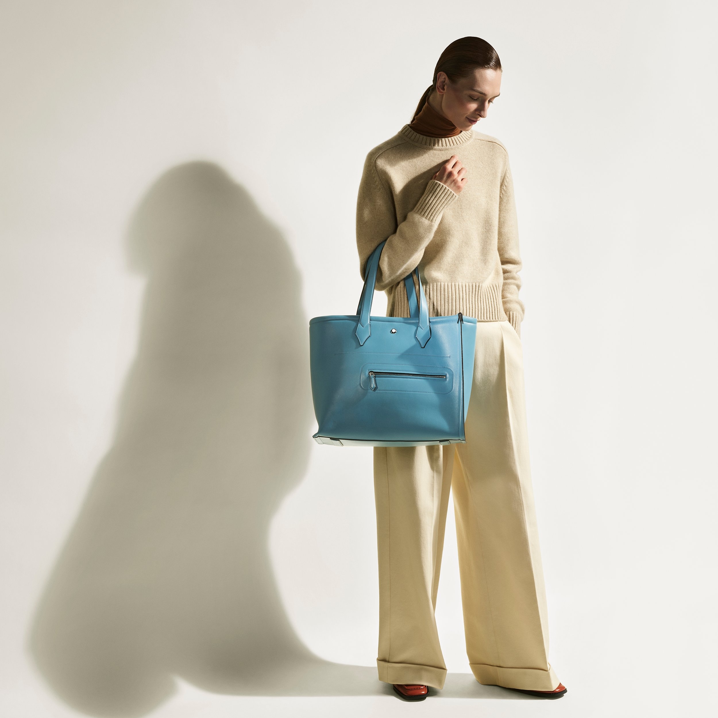 Soft medium tote - 2