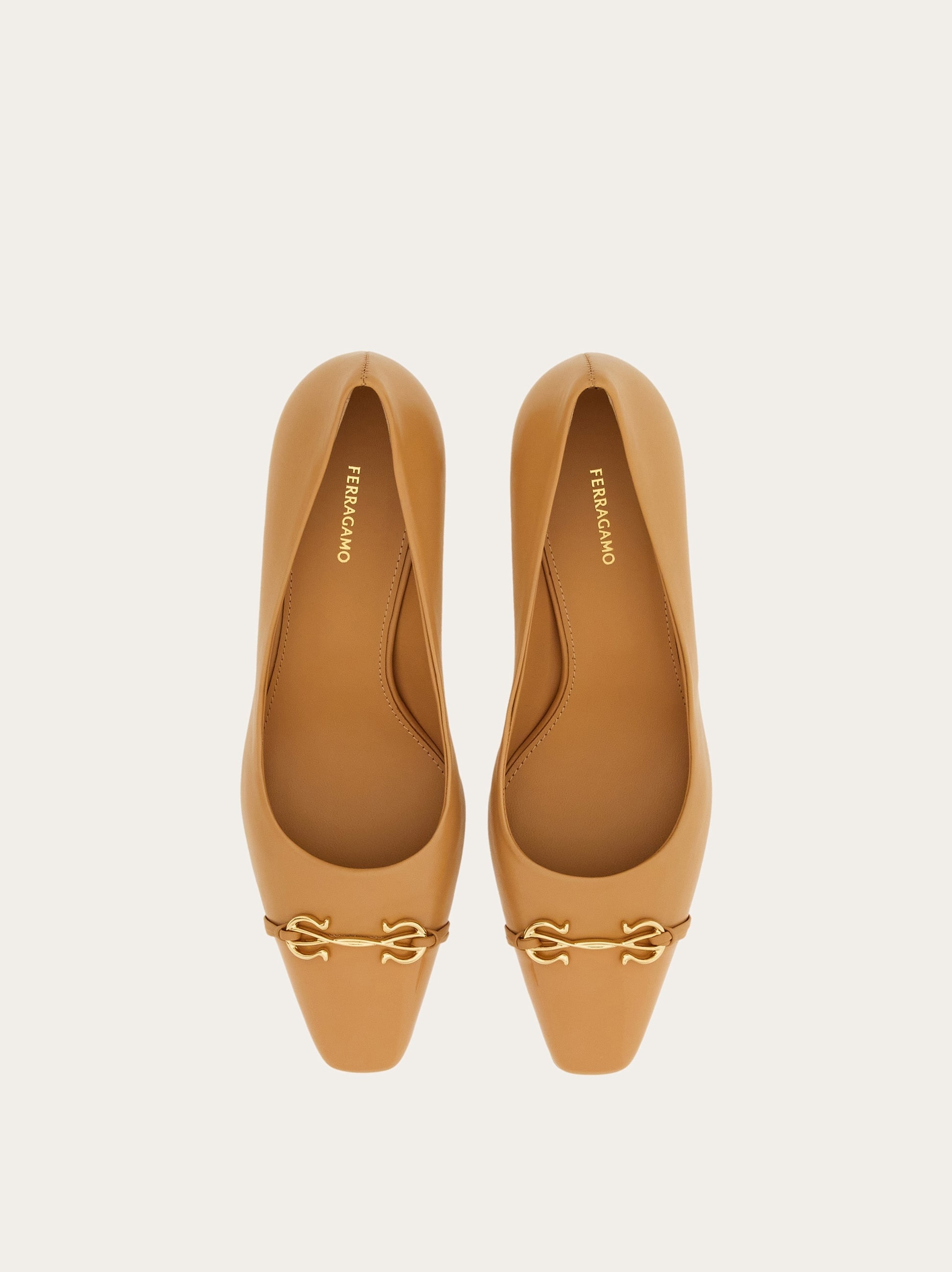 FERRAGAMO Gancini ornament pump | REVERSIBLE