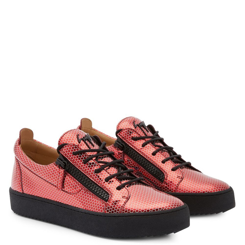 Giuseppe Zanotti Frankie outlook