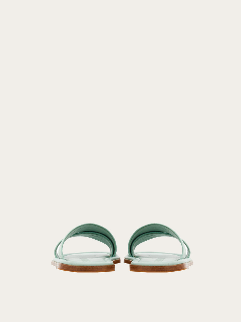 Slide with signature 4