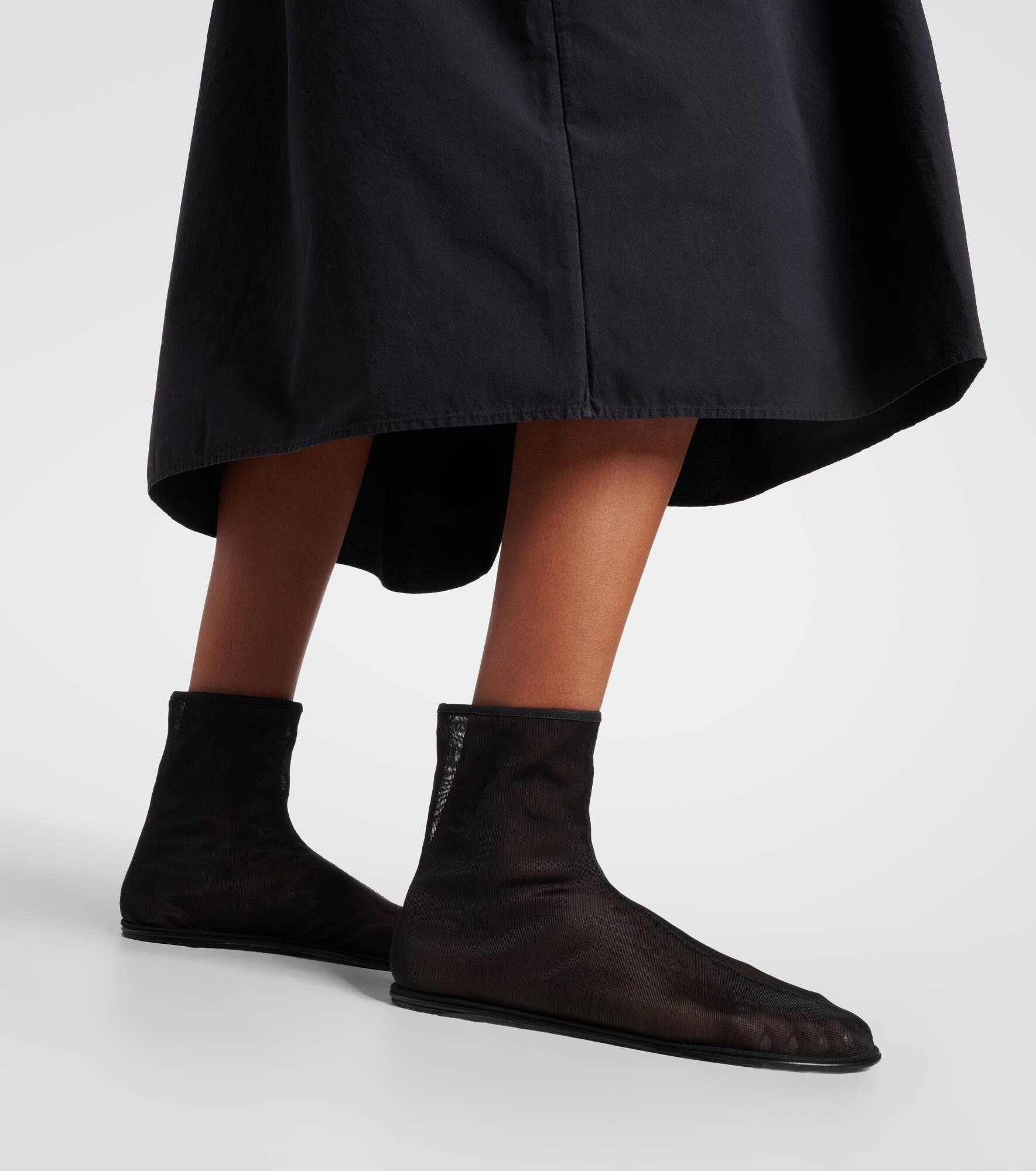 Leather-trimmed mesh ankle boots - 4