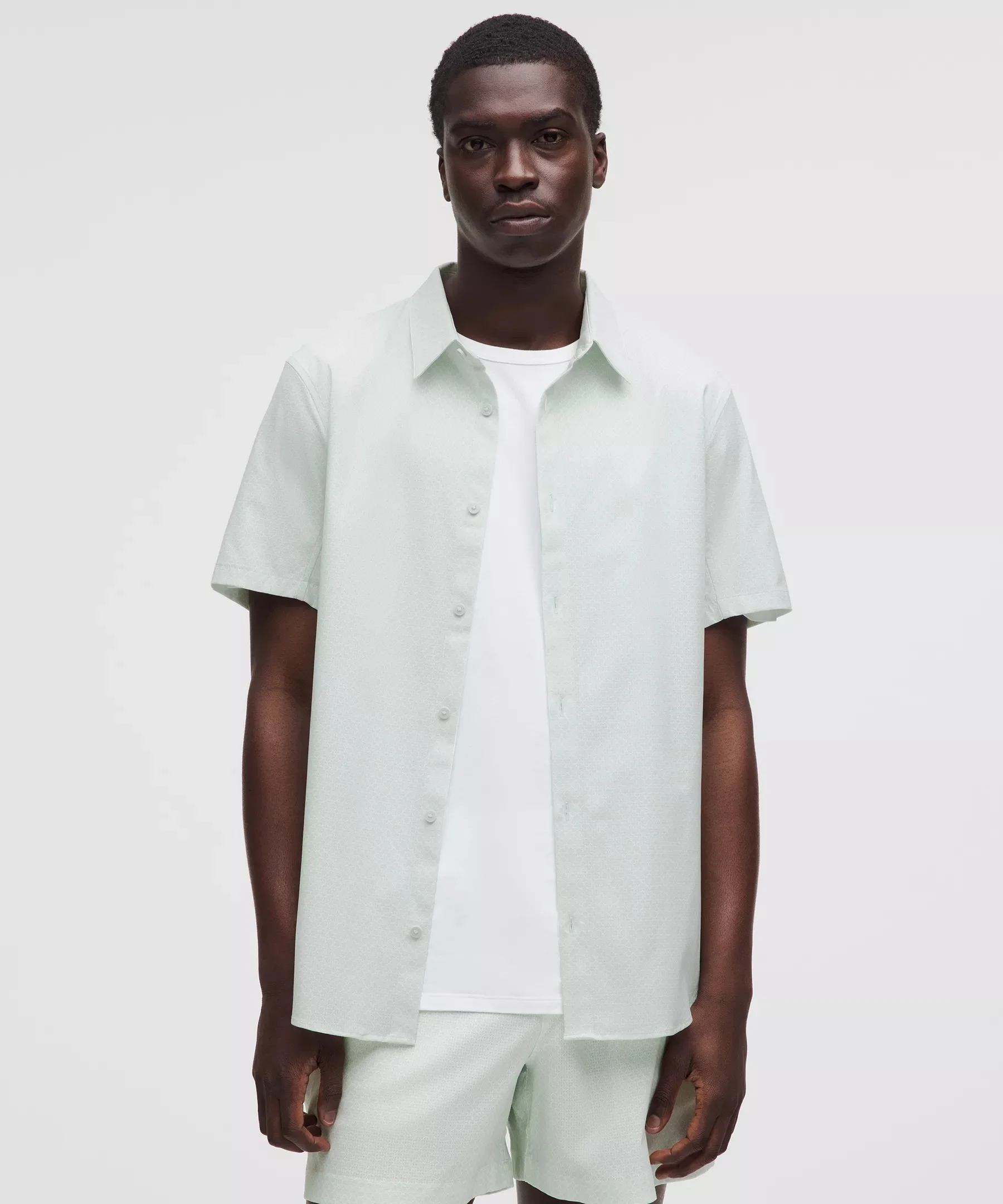 Airing Easy Short-Sleeve Shirt - 1