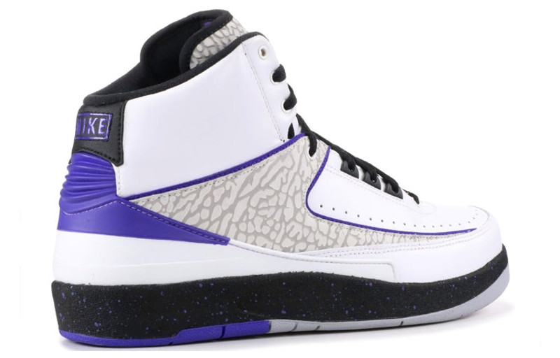 Jordan Air Jordan 2 Retro 'Concord' 385475-153 outlook