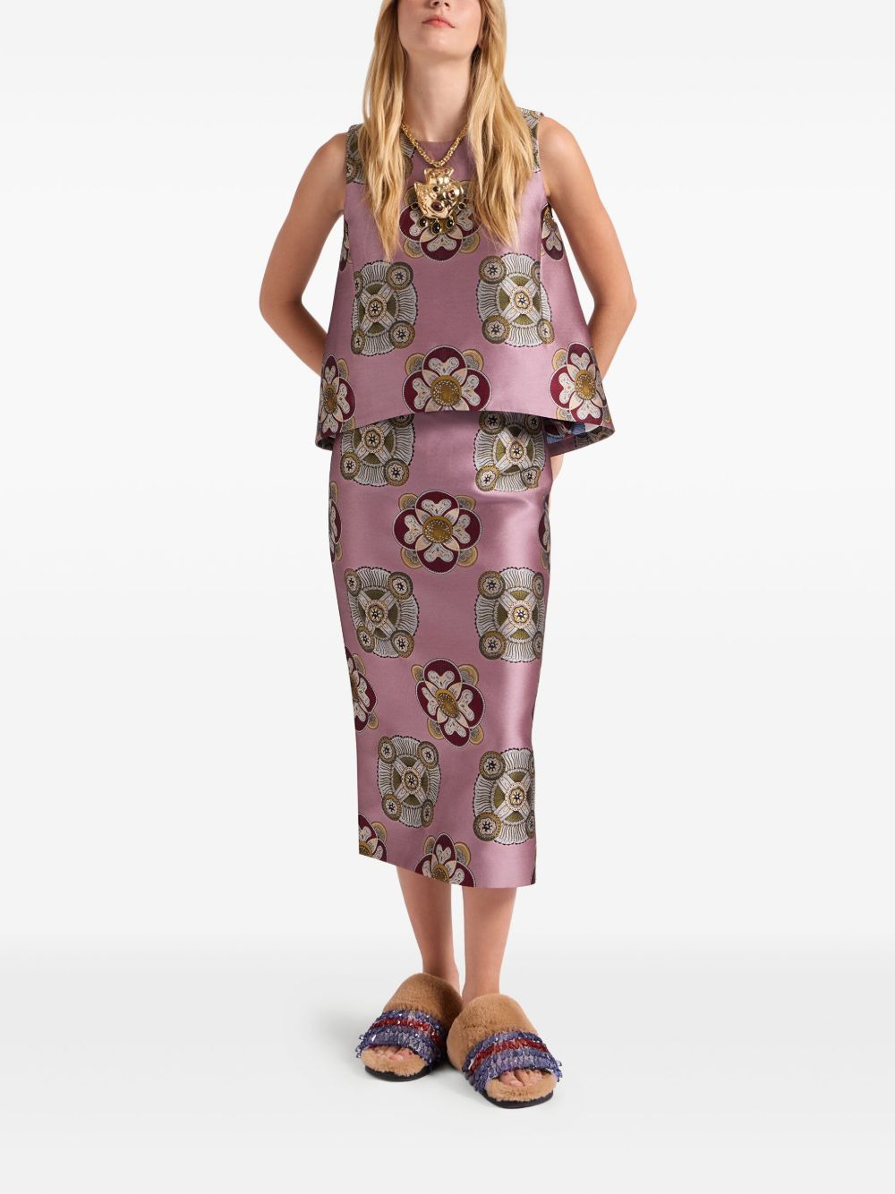 floral-print sleeveless top - 2