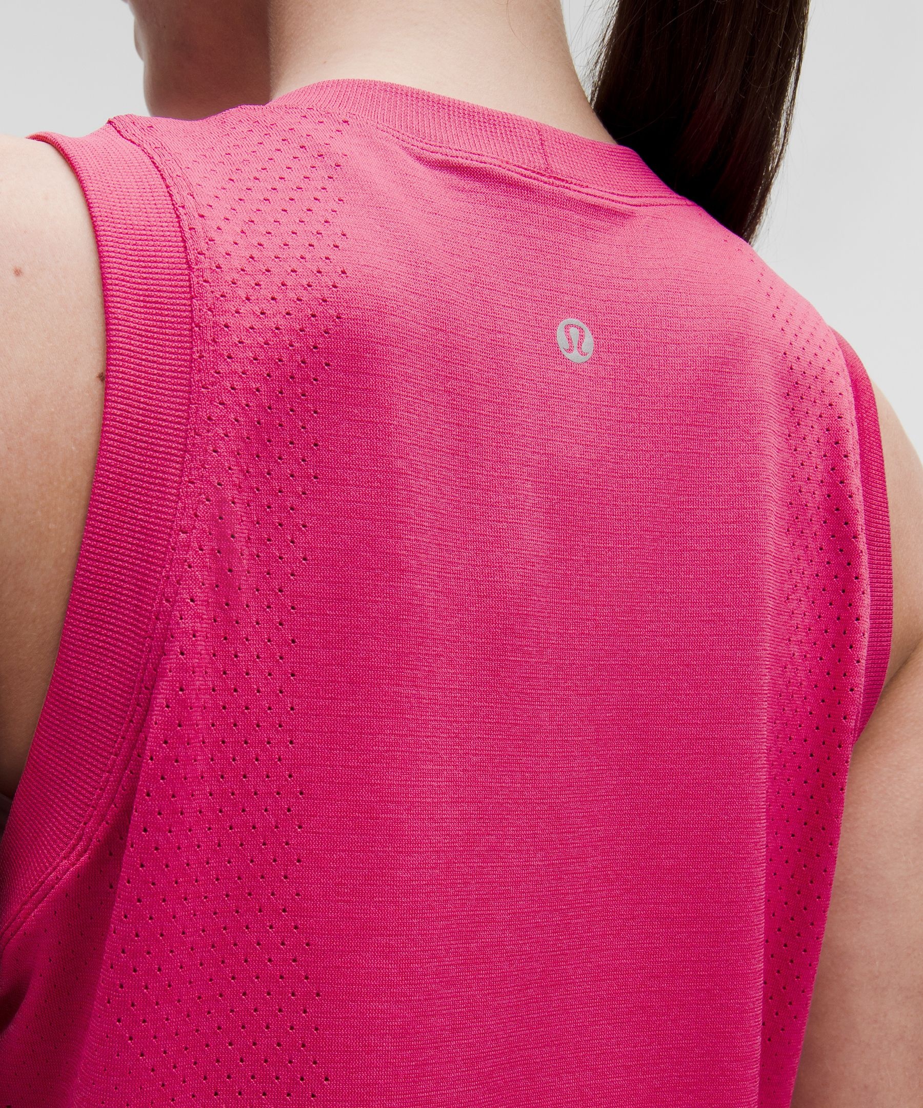 Swiftly High-Low Cropped Tank Top - 5