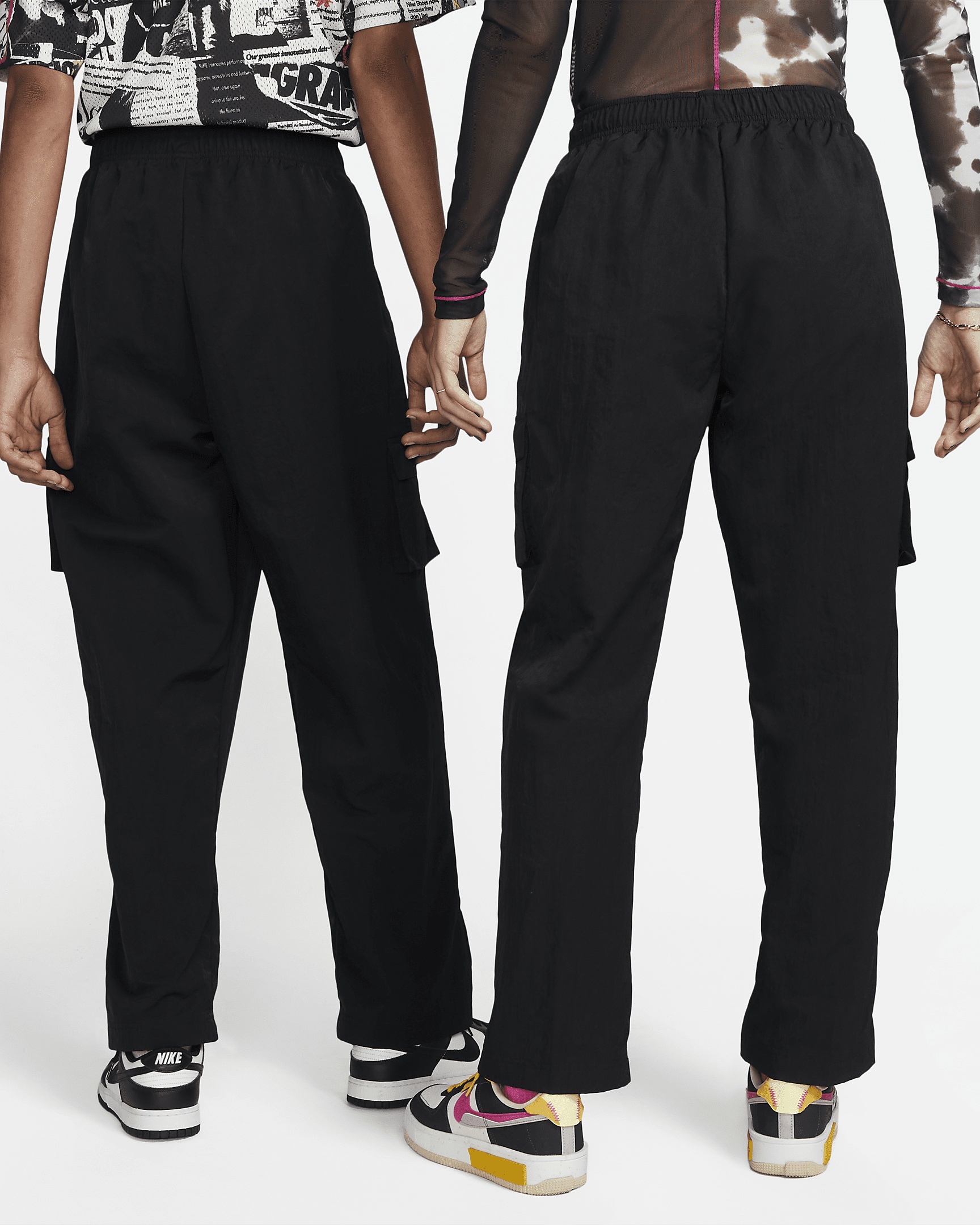 Nike Sportswear Essential Women's High-Rise Woven Cargo Pants - 2