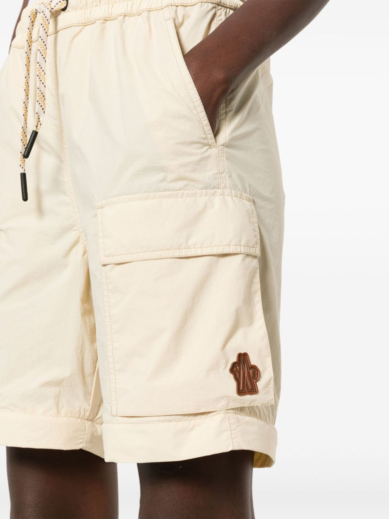 detachable-leg cargo pants 6